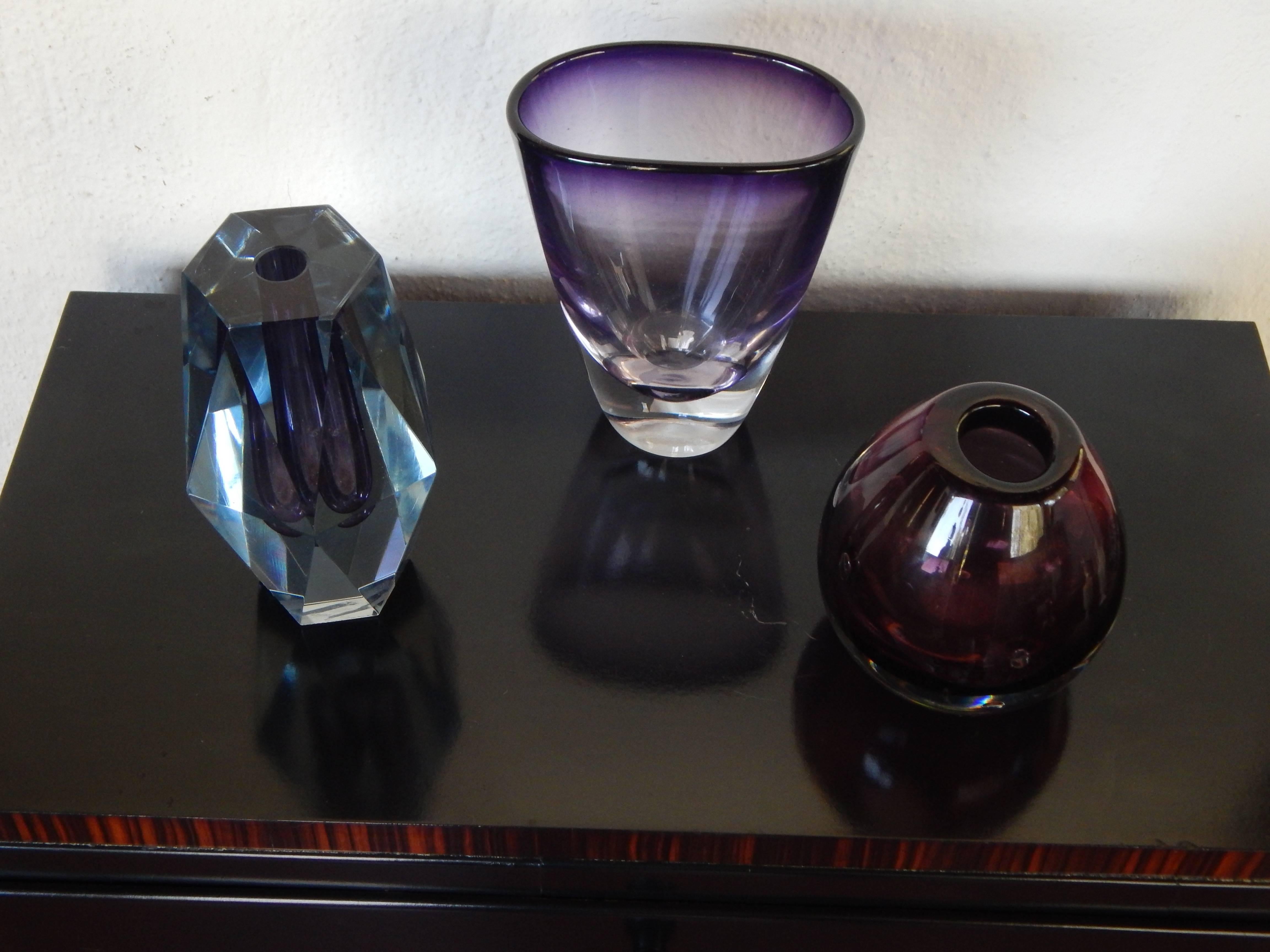 Swedish Mid-Century Modern Glass Vases, Set of Three In Excellent Condition For Sale In Richmond, VA