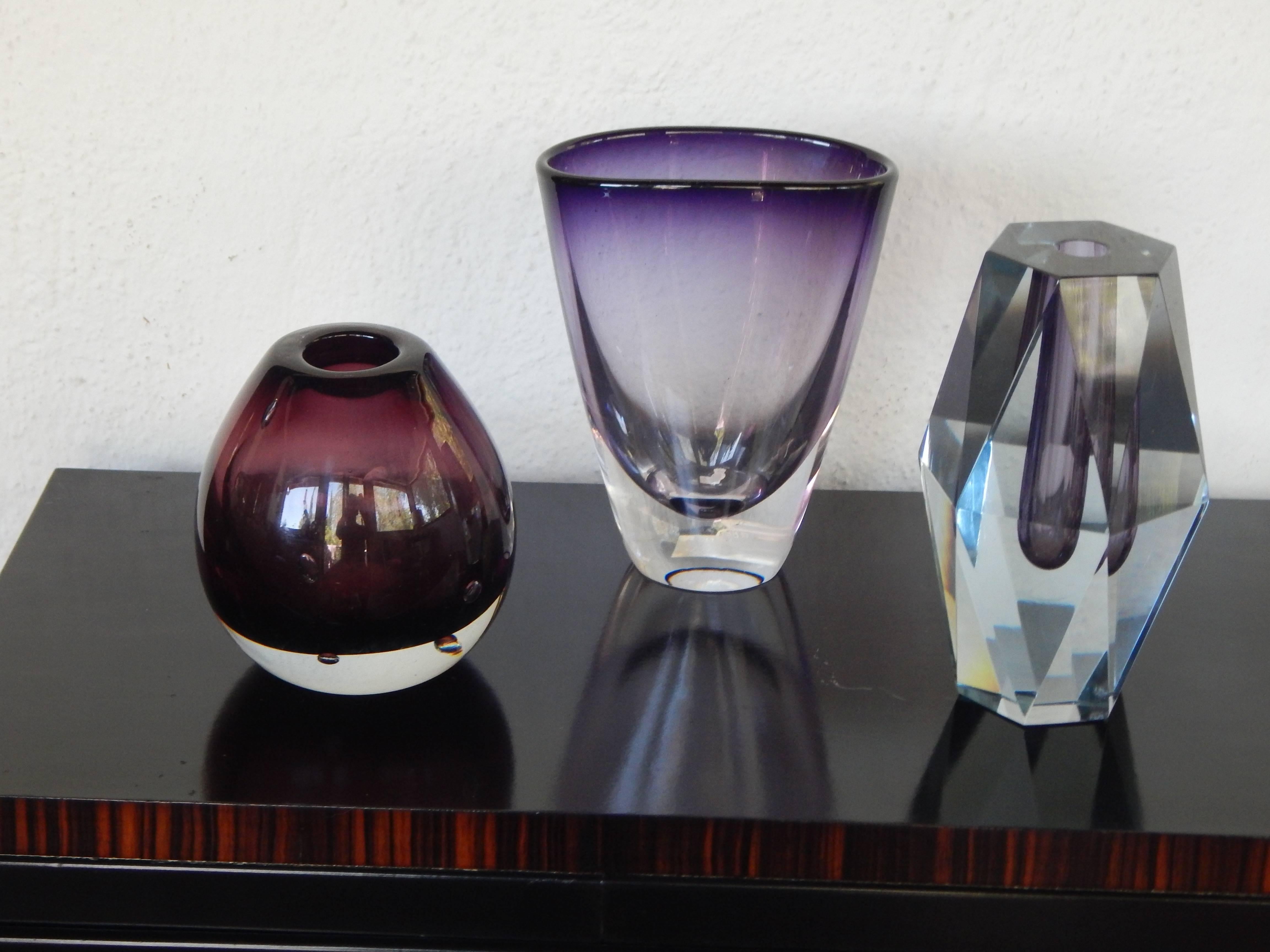 Swedish Mid-Century Modern Glass Vases, Set of Three For Sale 1