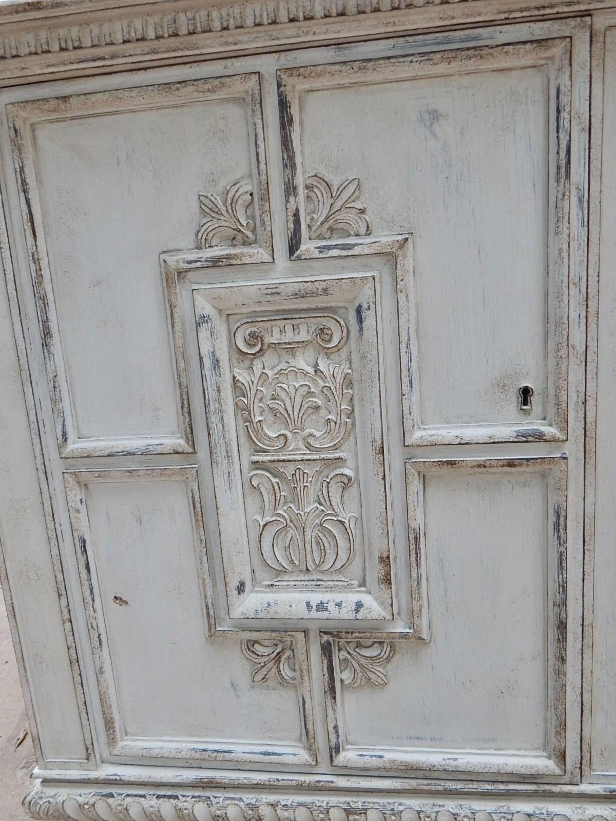 Swedish Neo-Gothic Storage Cabinet in Gustavian Painted Finish, circa 1920 For Sale 6