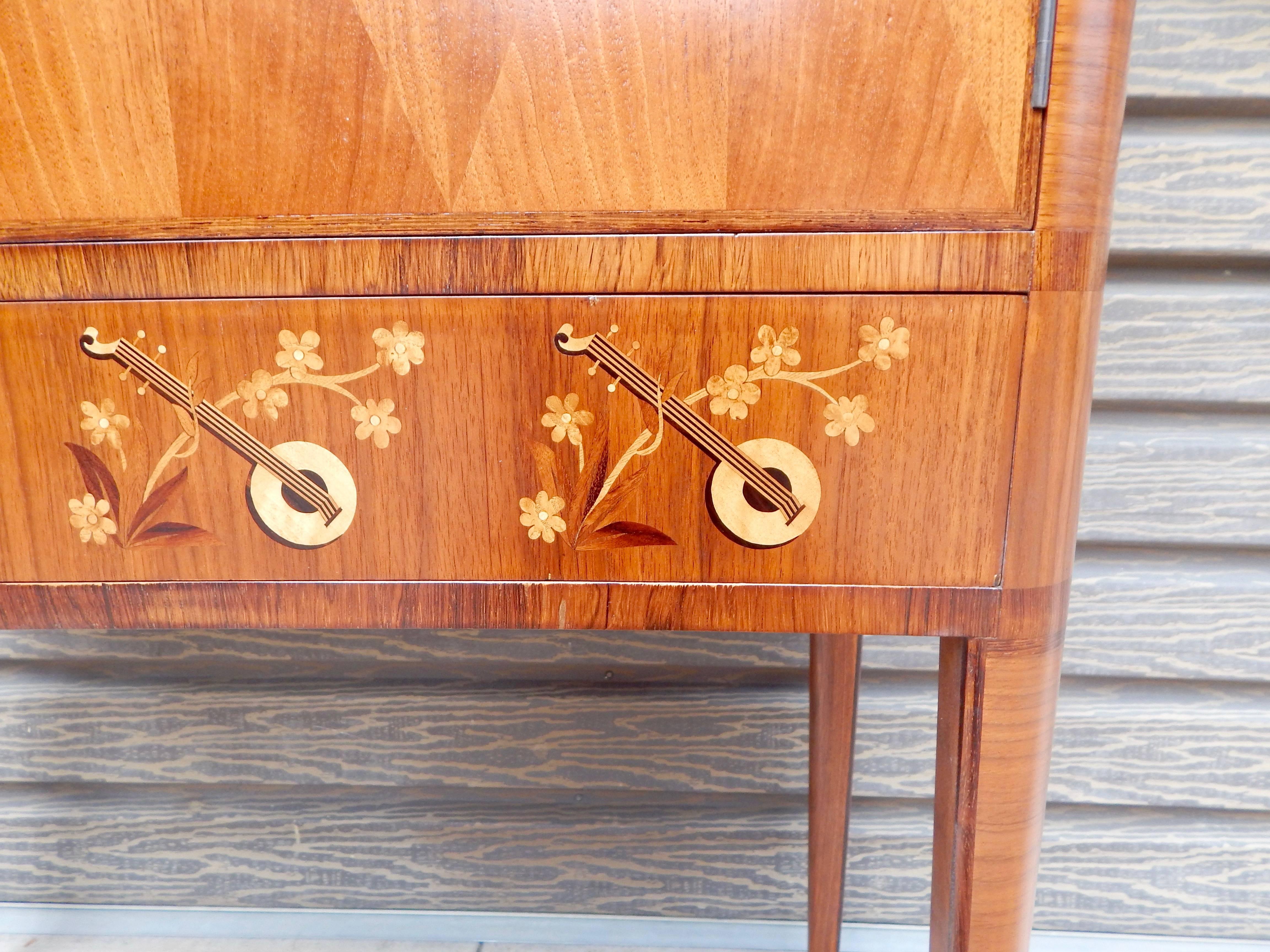 Swedish Art Moderne Storage Cabinet with Inlaid Musical Instruments, circa 1940 For Sale 4