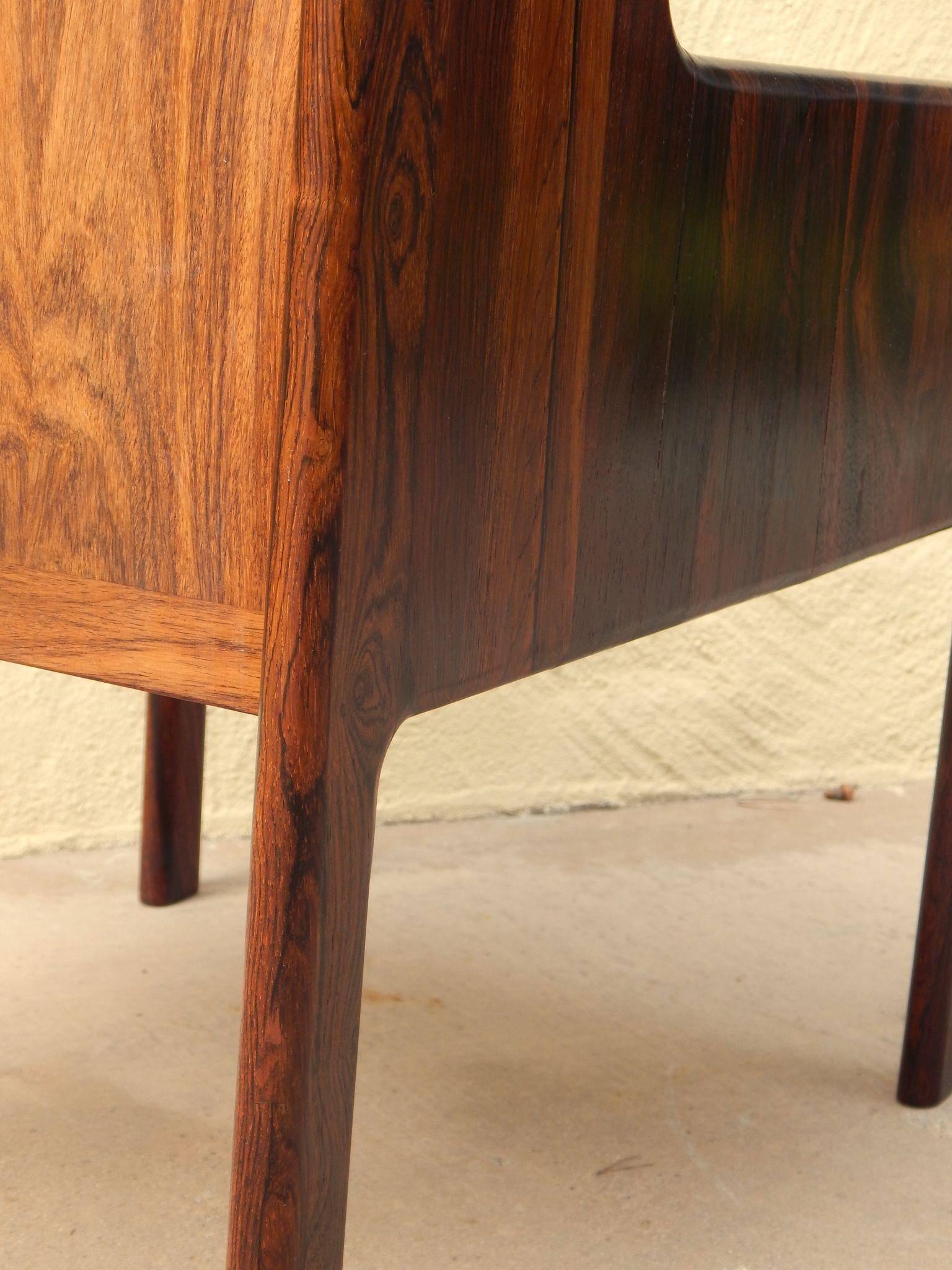 Danish Mid-Century Modern Rosewood Side Table, circa 1960 For Sale 2