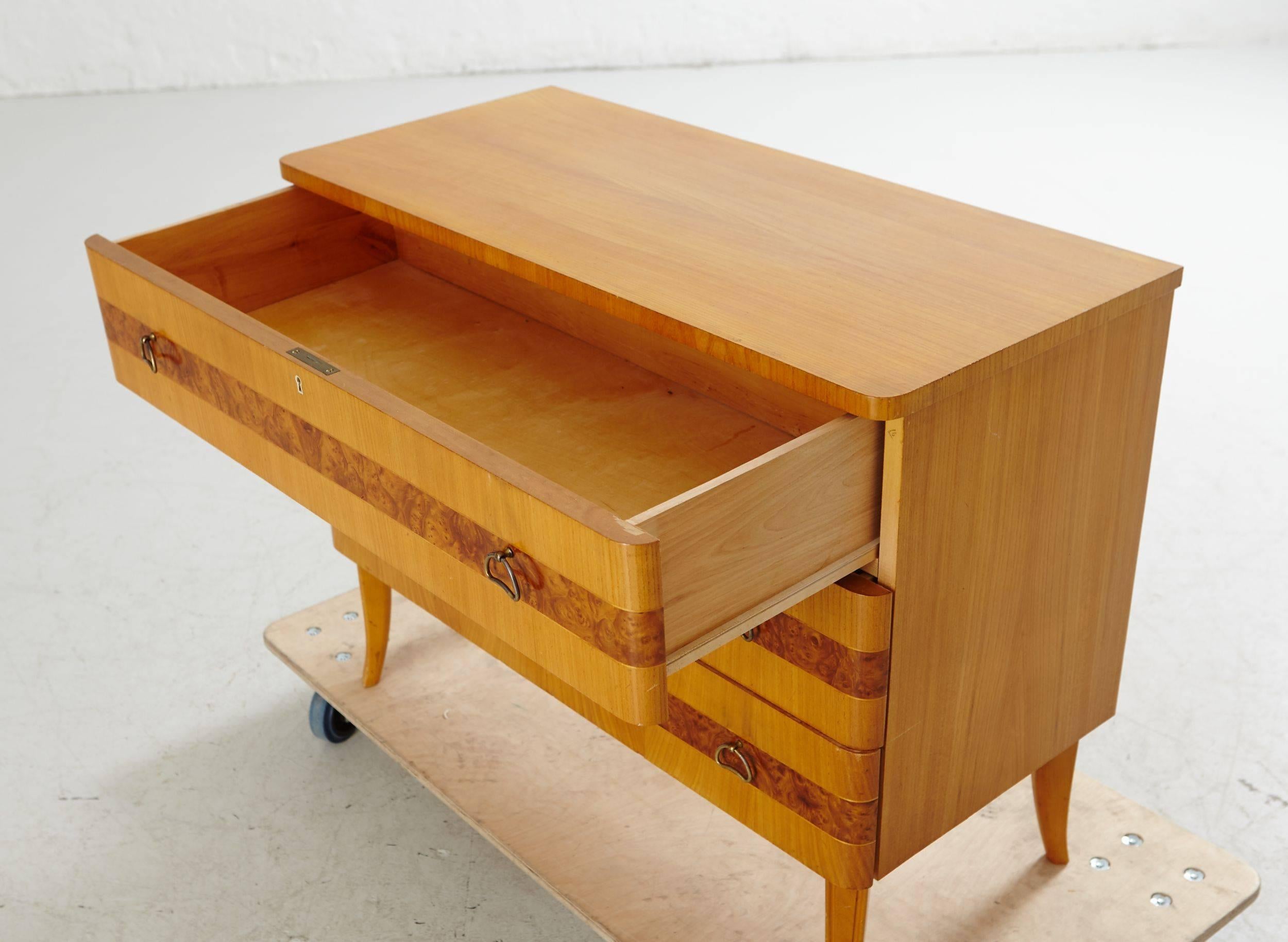 Swedish Art Moderne Chest-Axel Larsson for Bodafors, 1940s In Excellent Condition In Richmond, VA