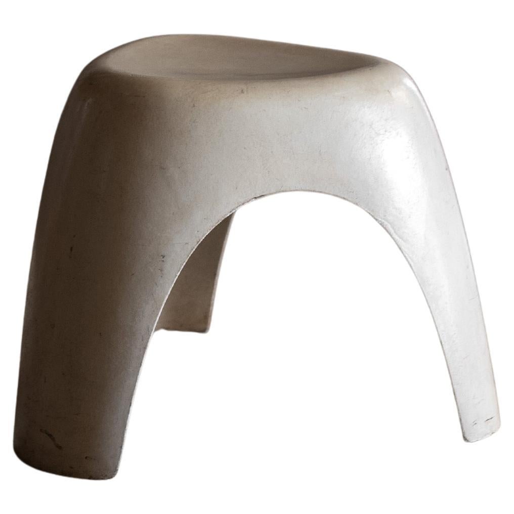 Sori Yanagi White Elephant Stool for Kotobuki, 1960s For Sale