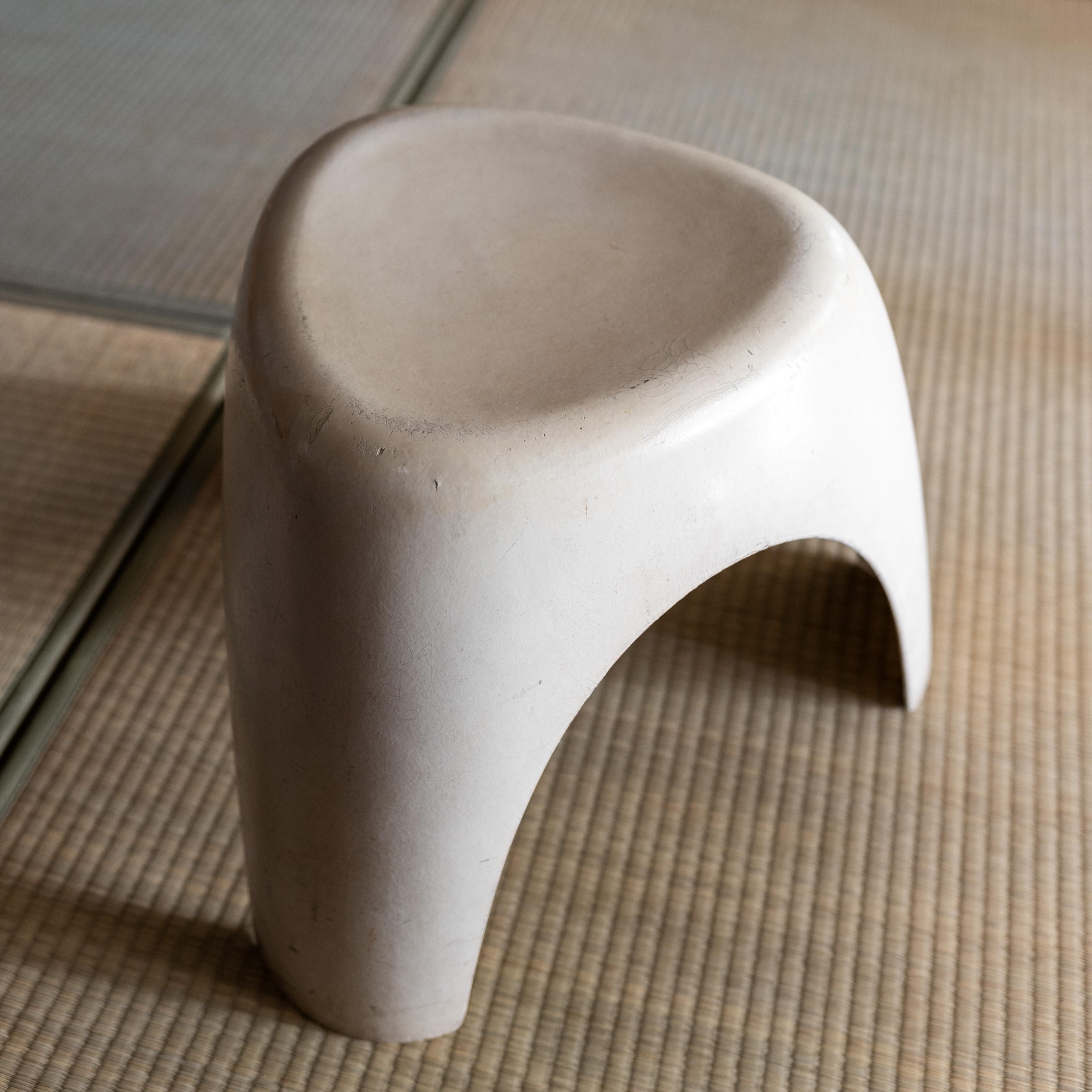 Sori Yanagi White Elephant Stool for Kotobuki, 1960s For Sale 1