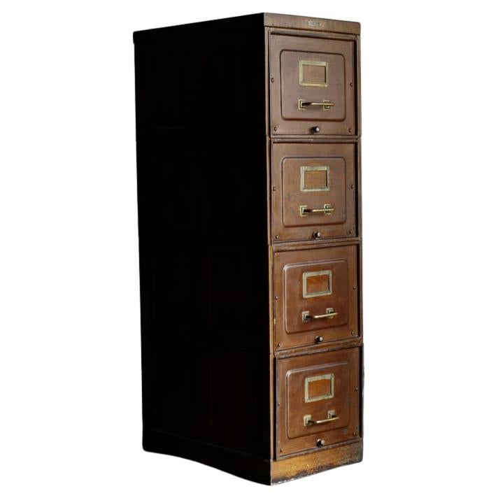 Armadio a quattro cassetti Strasbourg, 1920 circa