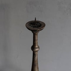 Paar antike Kerzenständer aus dem 19. Jahrhundert