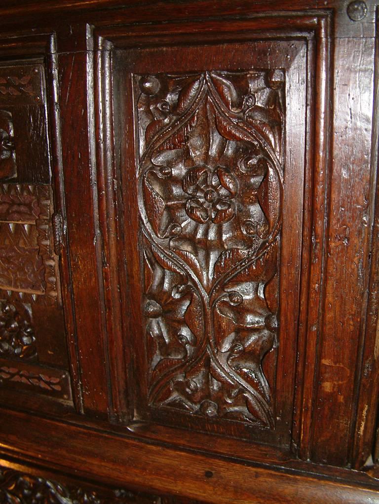 Early 16th Century Late Medieval Gothic Period Oak Court Cupboard, circa 1520 For Sale 3