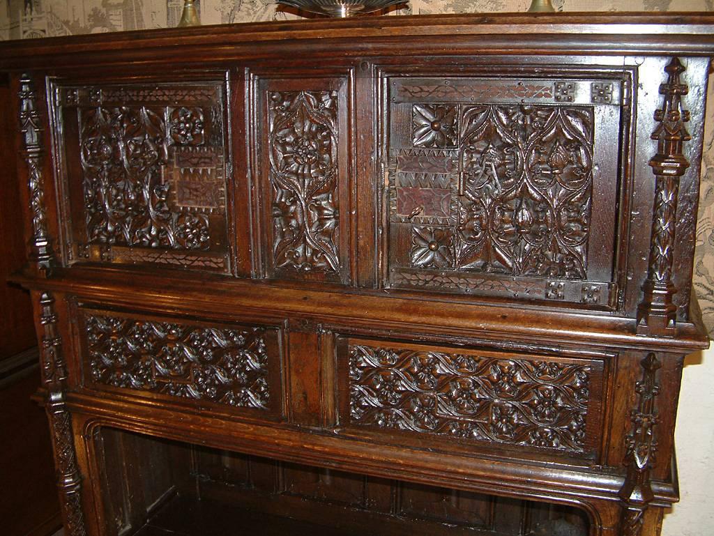 Early 16th Century Late Medieval Gothic Period Oak Court Cupboard, circa 1520 For Sale 4