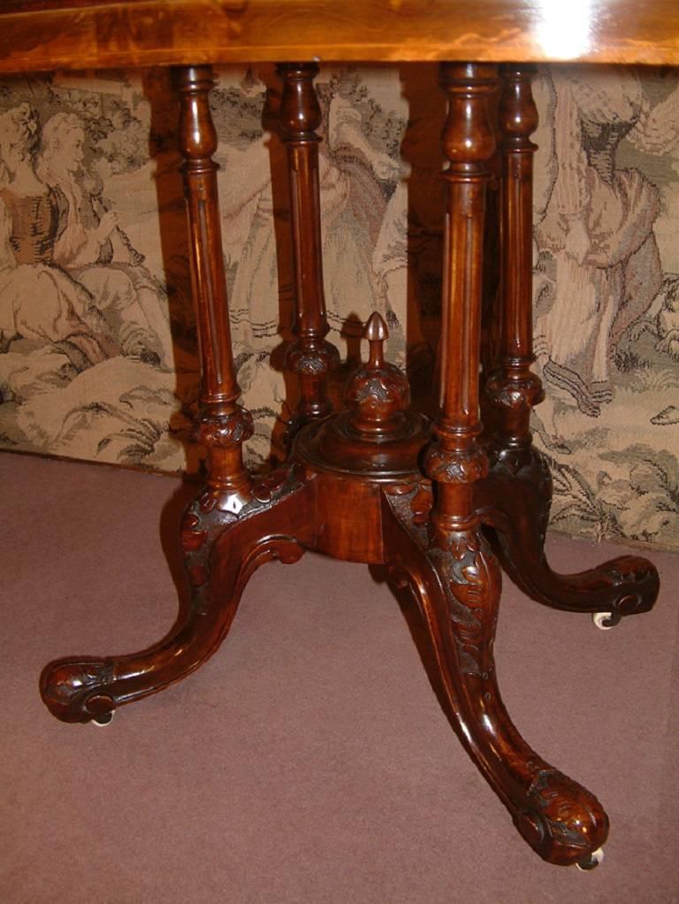 Victorian Oval Burl Walnut Center Table, circa 1870 1