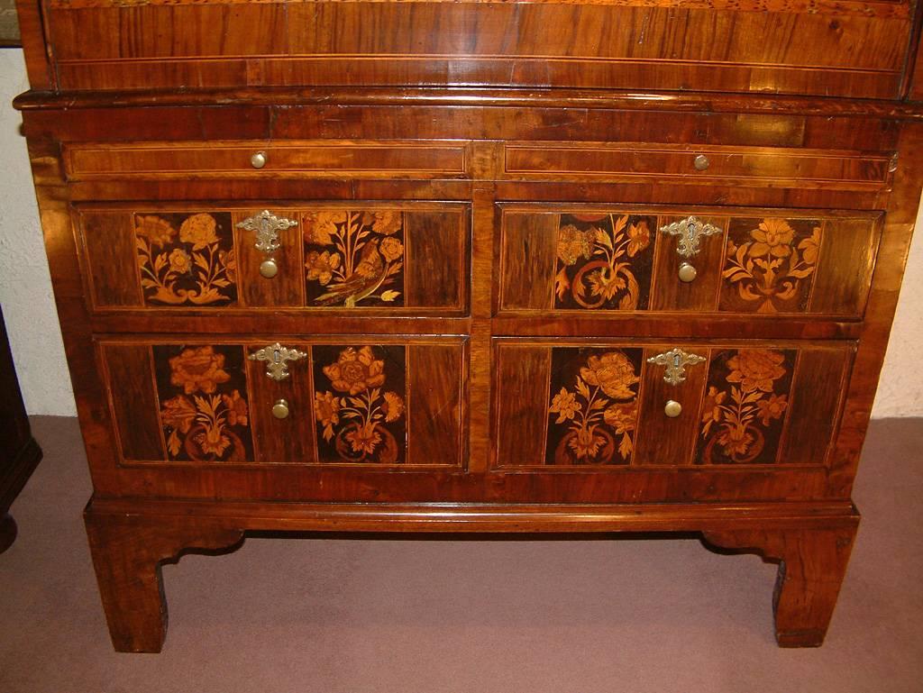 17th Century Walnut Marquetry Inlaid Escritoire Cabinet on Chest, circa 1690 For Sale 2