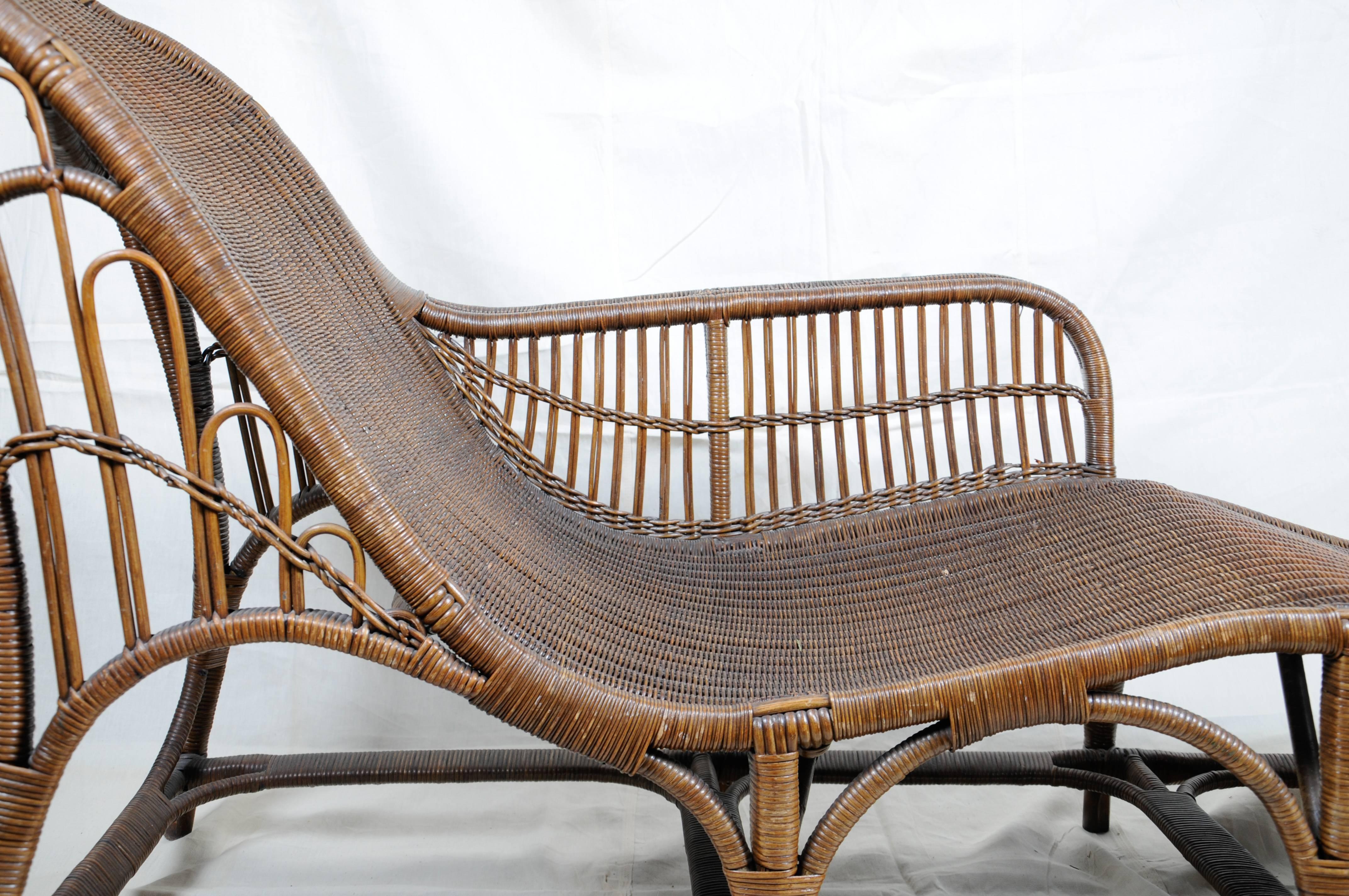 Arts and Crafts Wicker Chaise  For Sale