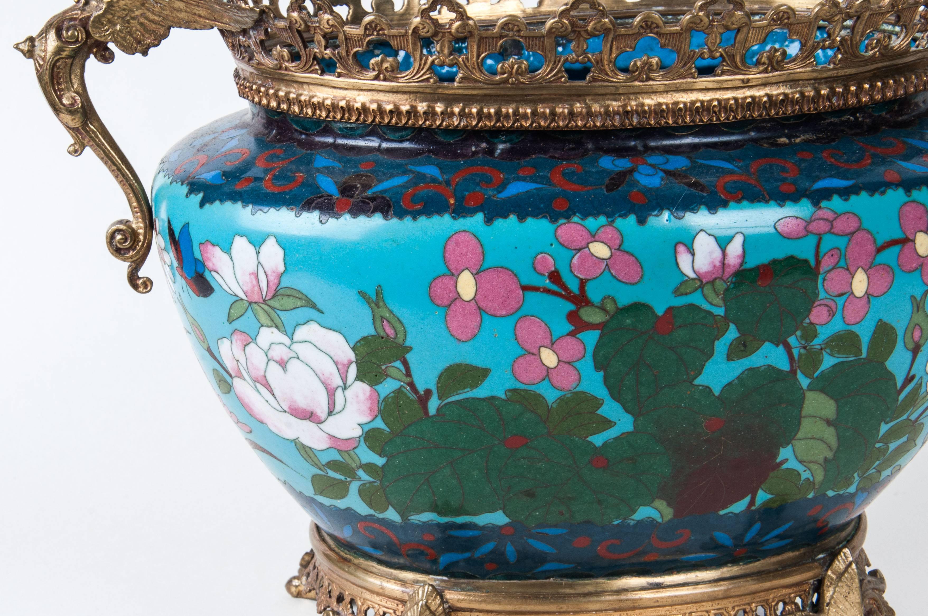 French Japonisme Ormolu-Mounted Japanese Cloisonné Cachepot In Excellent Condition For Sale In Seattle, WA