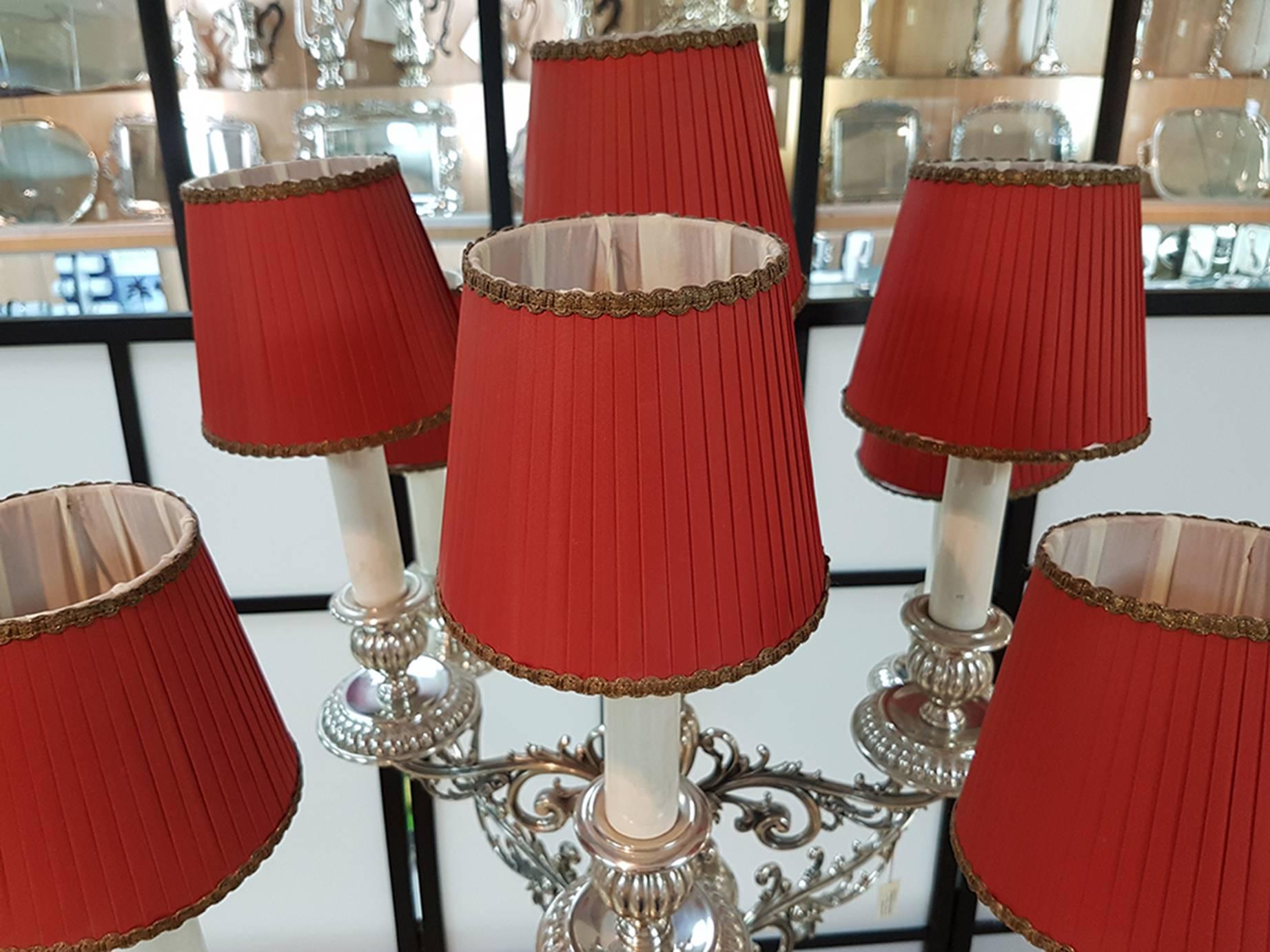 Lampes de sol standard en argent italien du 20e siècle Revive baroque.  en vente 2