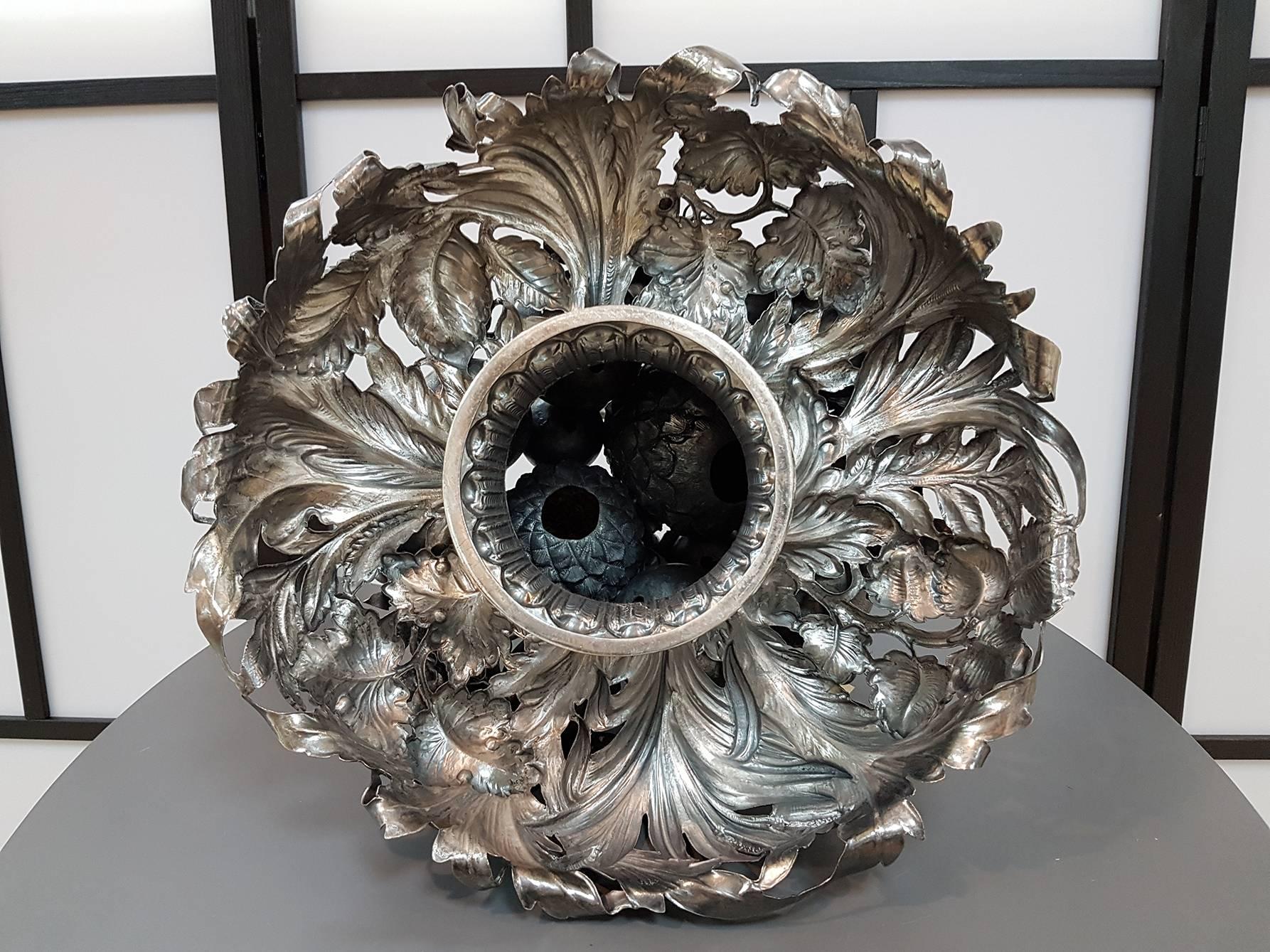 Jarrón centro de mesa Triunfo Frutal de plata de ley italiana del siglo XX en venta 2