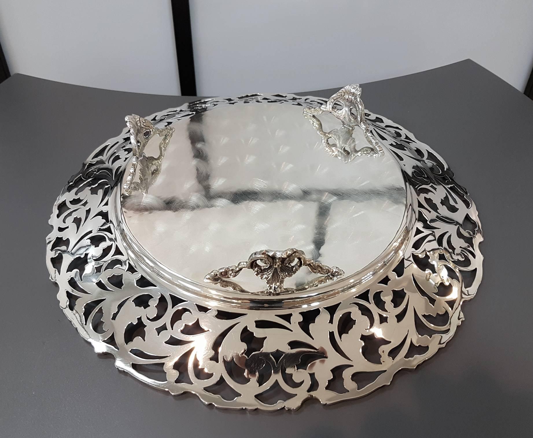 Late 20th Century 20th Century Italian Sterling Silver Pierced Dish For Sale