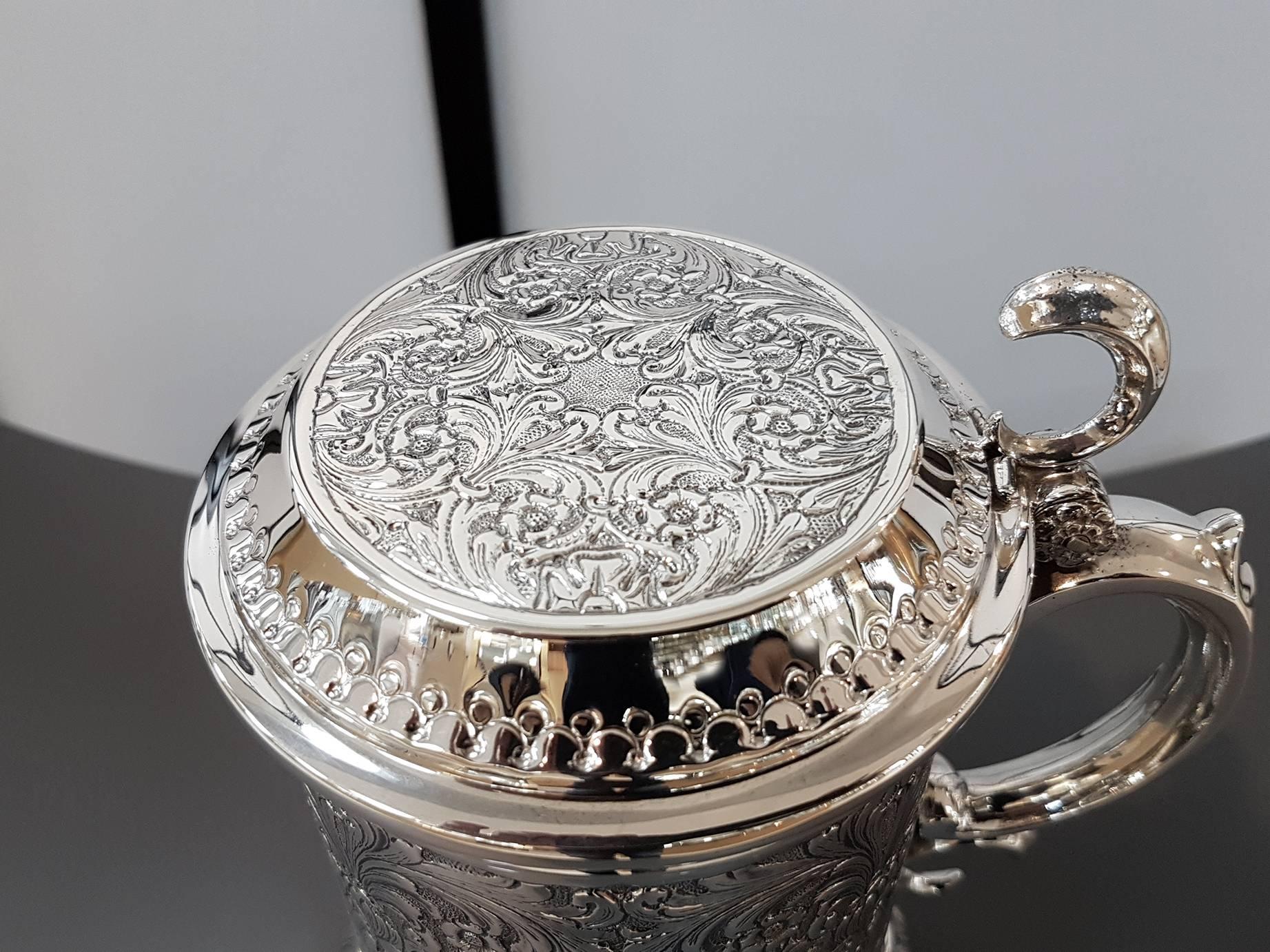 20th Century Italian Sterling Silver Tankard Victorian revival ceased, embossed For Sale 2