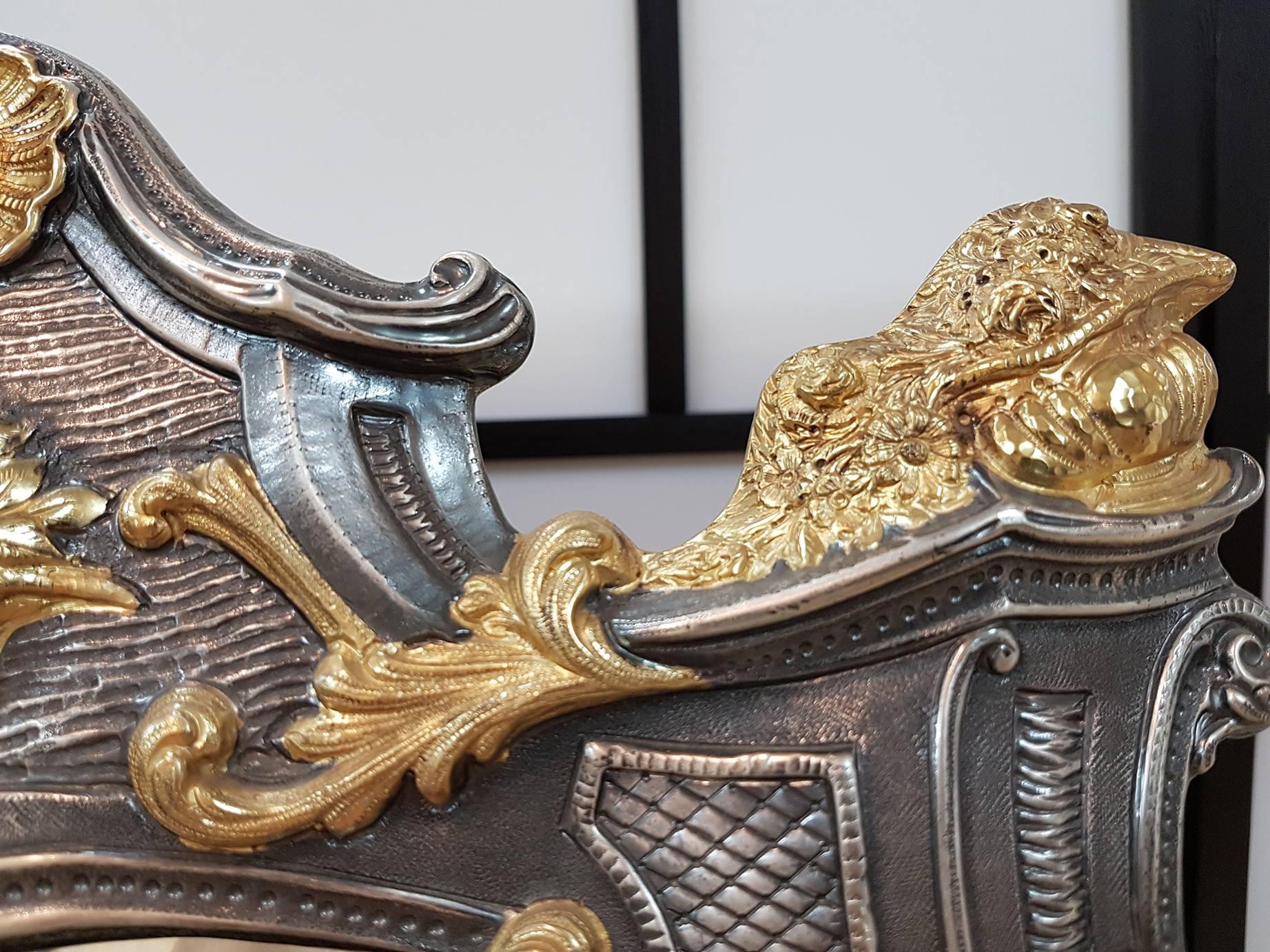 Espejo de sobremesa Barocco de plata de ley italiana del siglo XX Barroco en venta