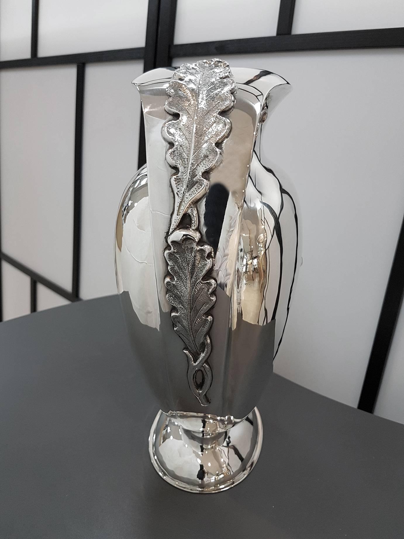 20th Century Italian Sterling Silver Oval Vase Oak leaves For Sale 8