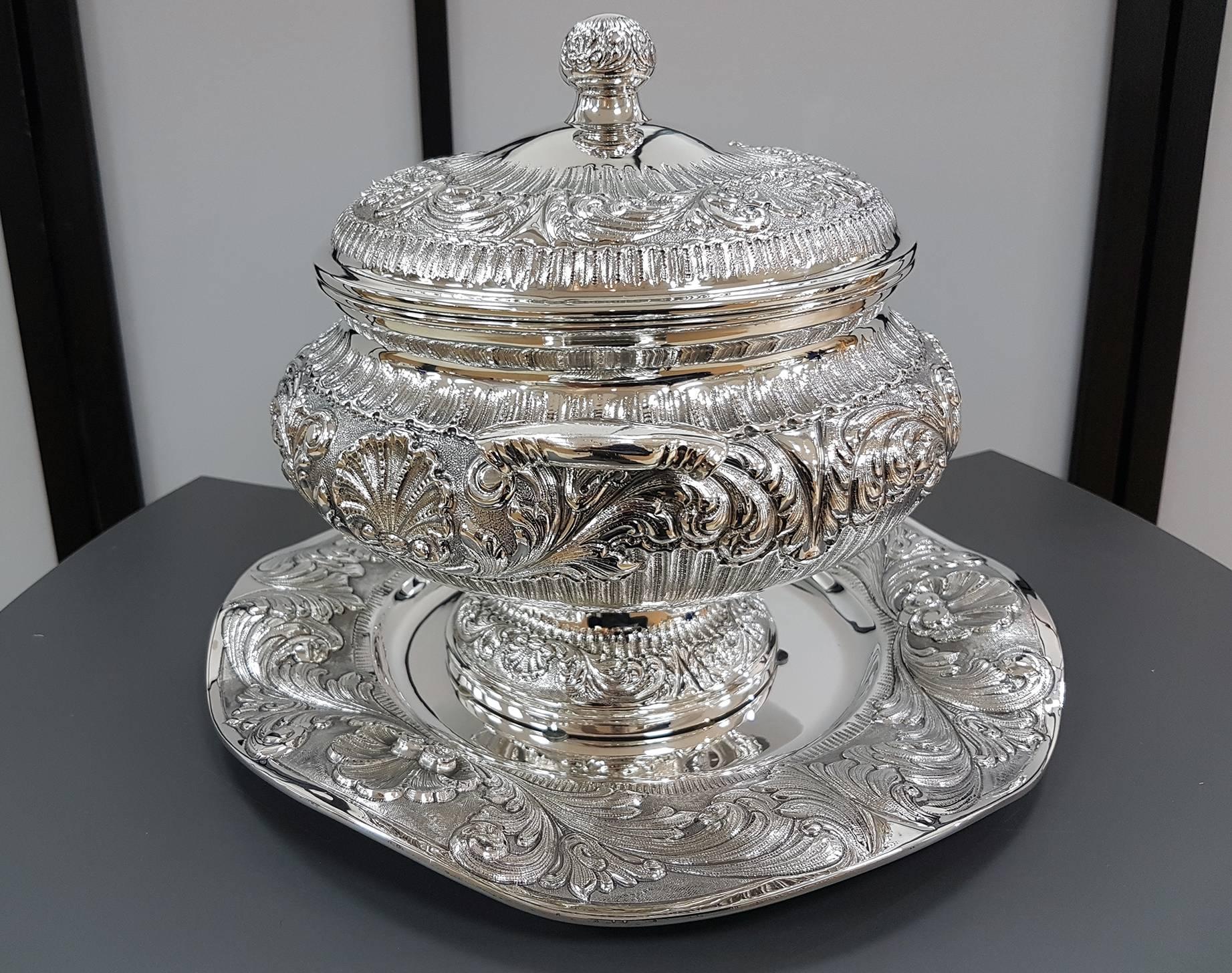 Sterling Silver 20th Century Italian Stering Silver Baroque revival round Tureen plus dish For Sale