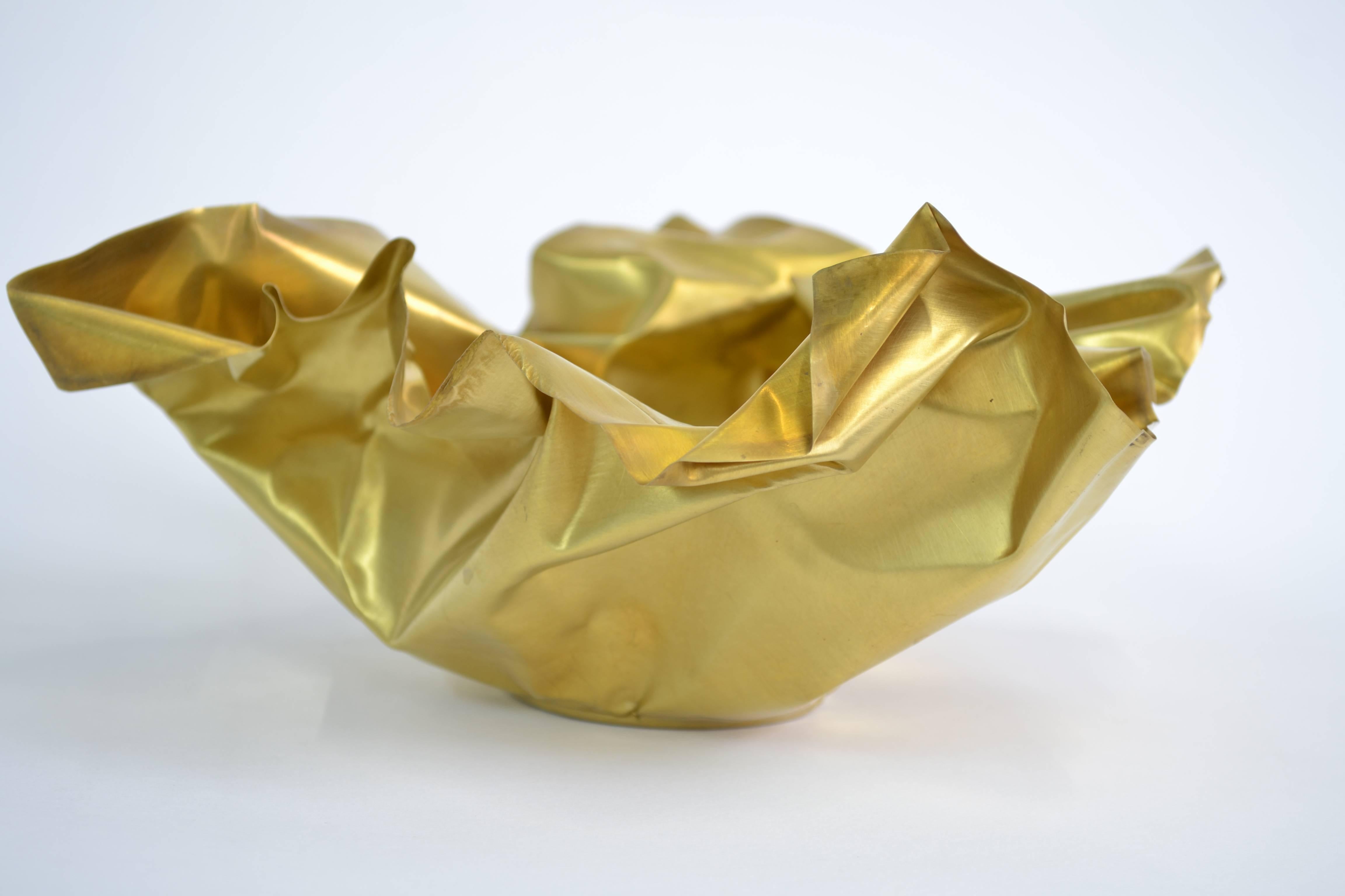 Américain Bol en papier en or 24 carats en vente