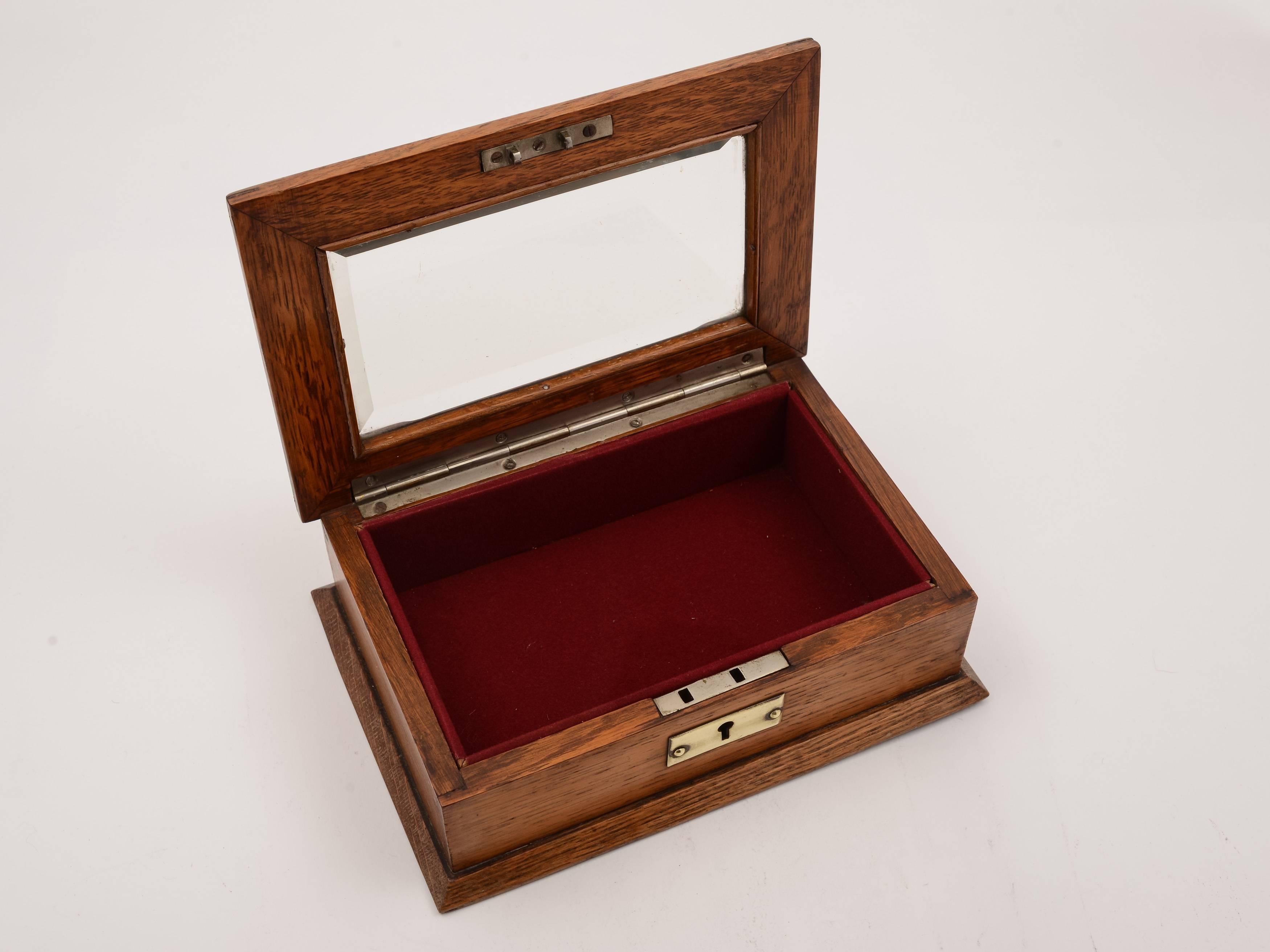 English 20th Century Edwardian Oak Jewelry Box