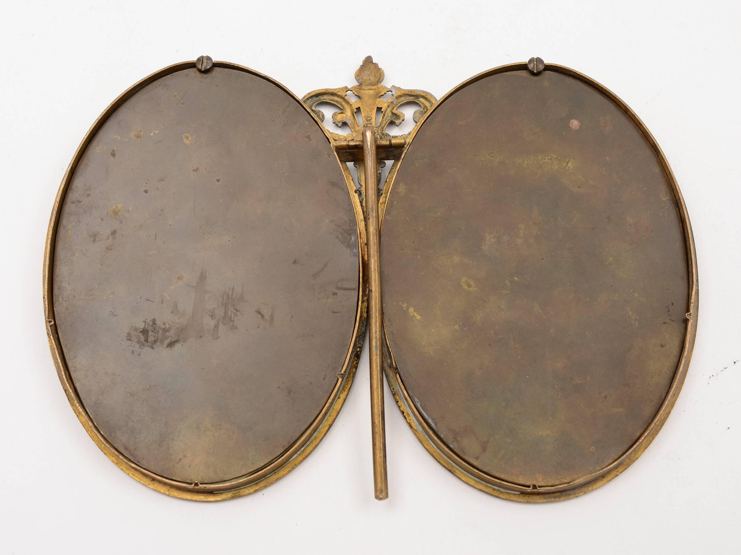 20th Century French Brass Double Photo Frame In Good Condition For Sale In Umberleigh, Devon