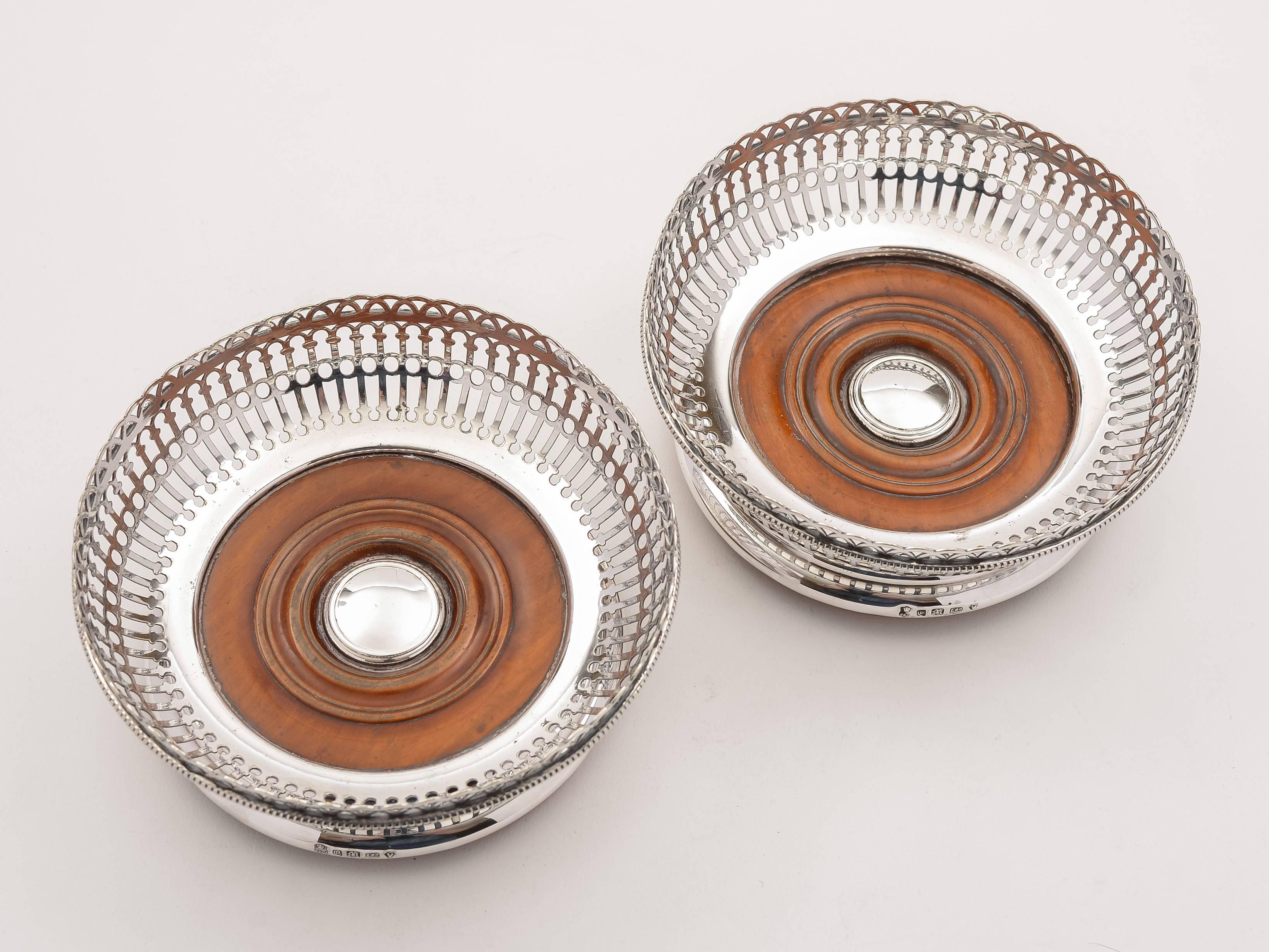 English 19th Century Pair of Victorian Silver Plated Elkington Coasters For Sale