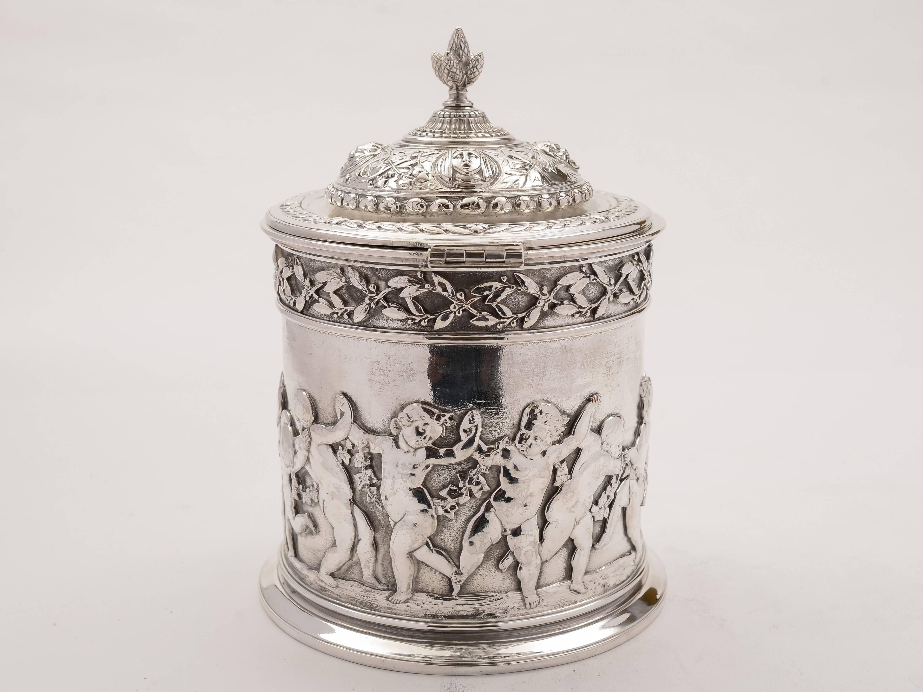 19th Century Victorian Silver Plated Elkington Biscuit Barrel or Cookie Jar For Sale 1