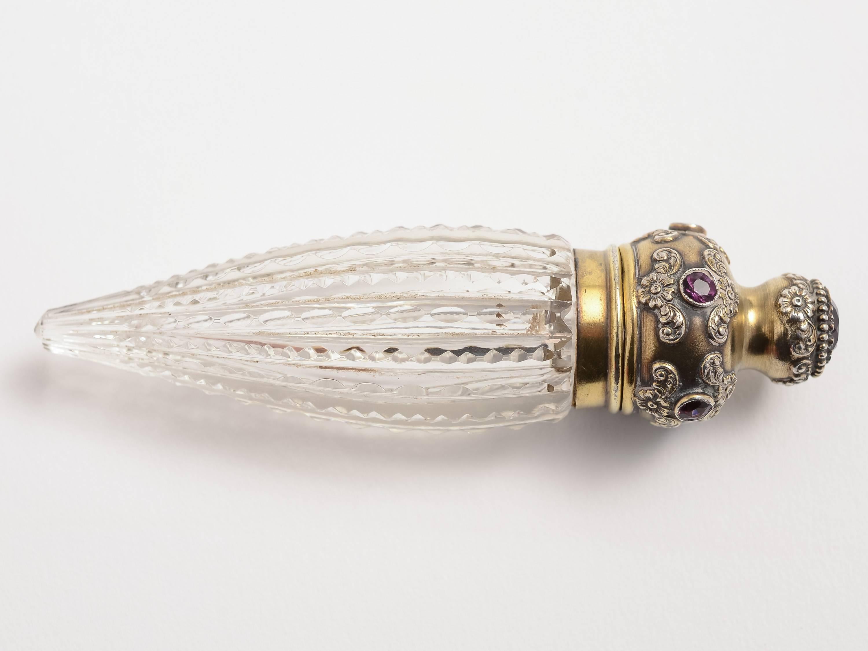 19th Century Victorian Silver Topped Scent Bottle Inset with Amethyst 1