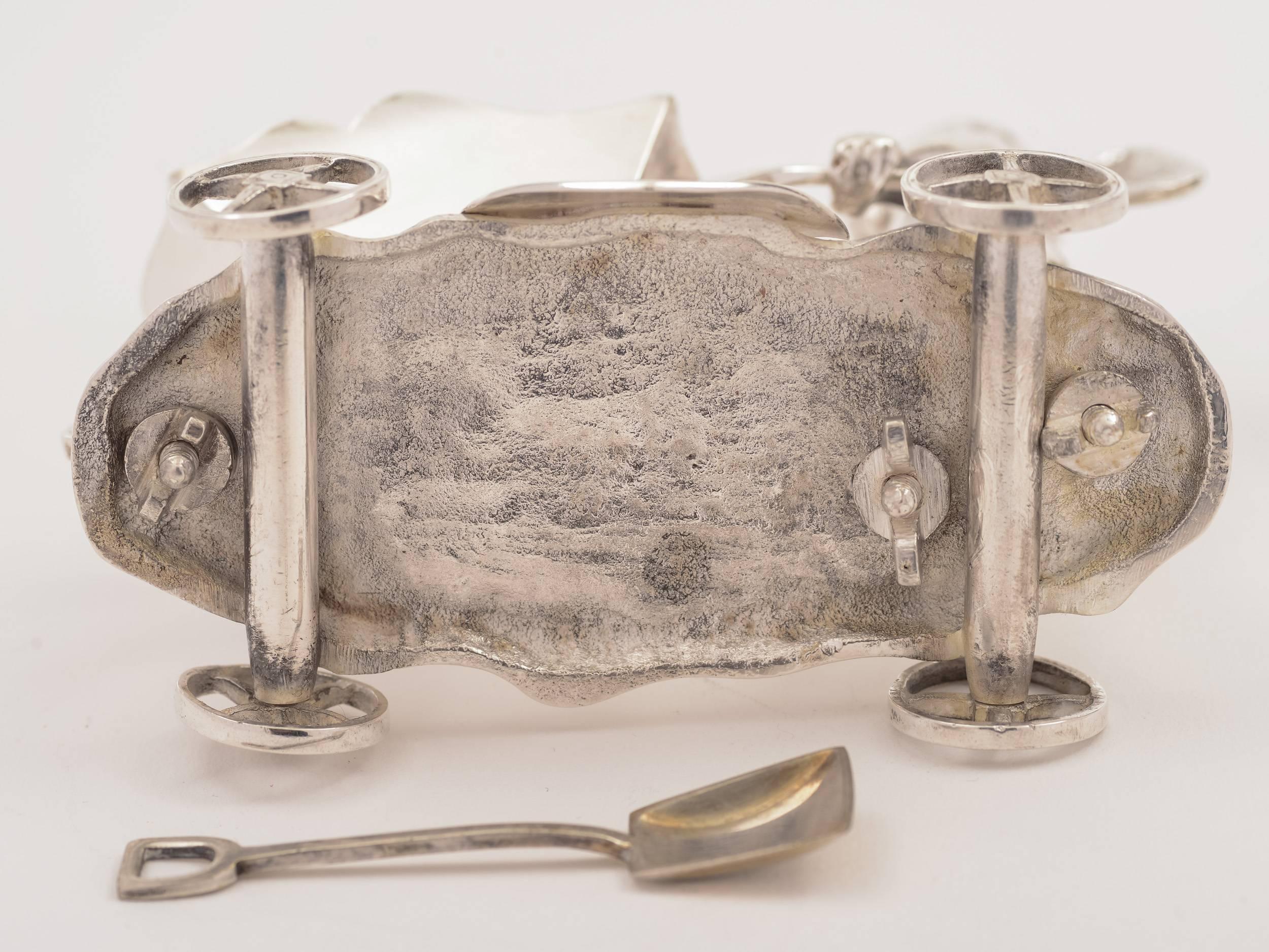 19th Century Victorian Silver Plated Cherub Table Salt, circa 1880 For Sale 1