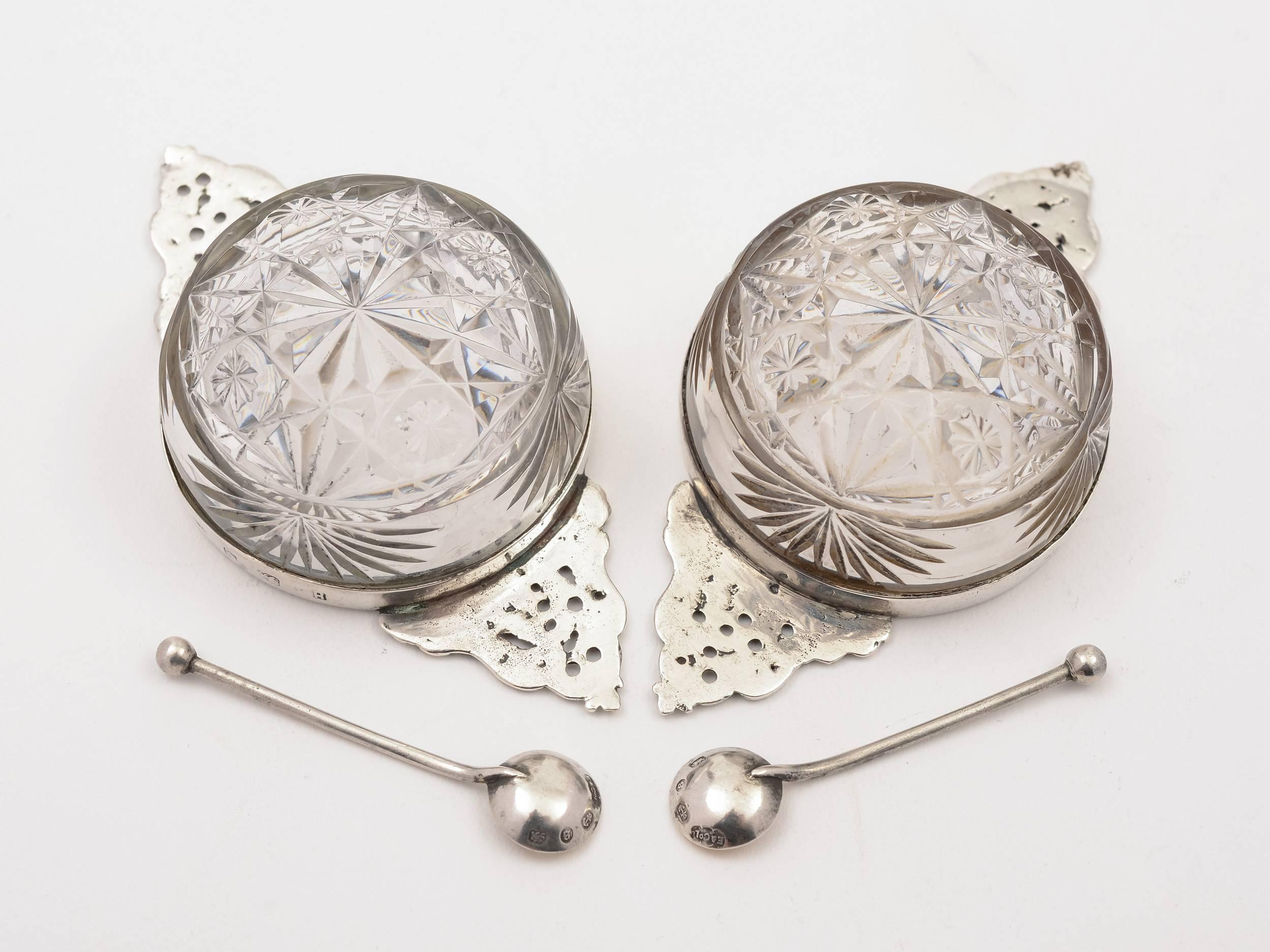 Great Britain (UK) Pair of 19th Century Victorian Silver Salts, Birmingham, 1895 For Sale