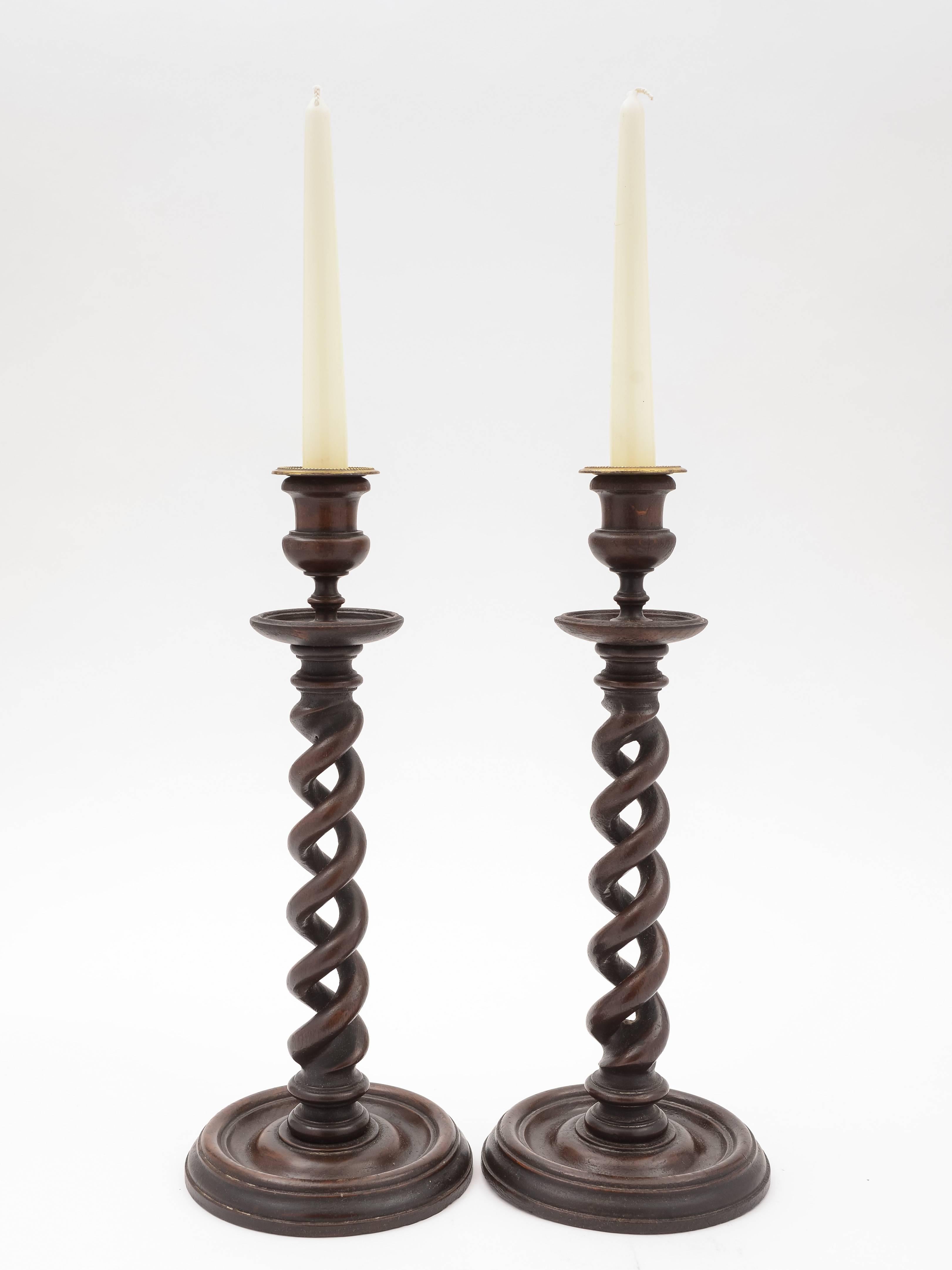 Pair of Oak Open Barley Twist Candlesticks, circa 1920 In Good Condition For Sale In Umberleigh, Devon