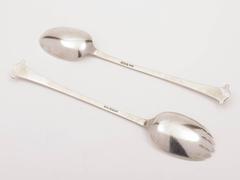 Pair of Onslow Pattern Silver Salad Servers, Sheffield, 1921