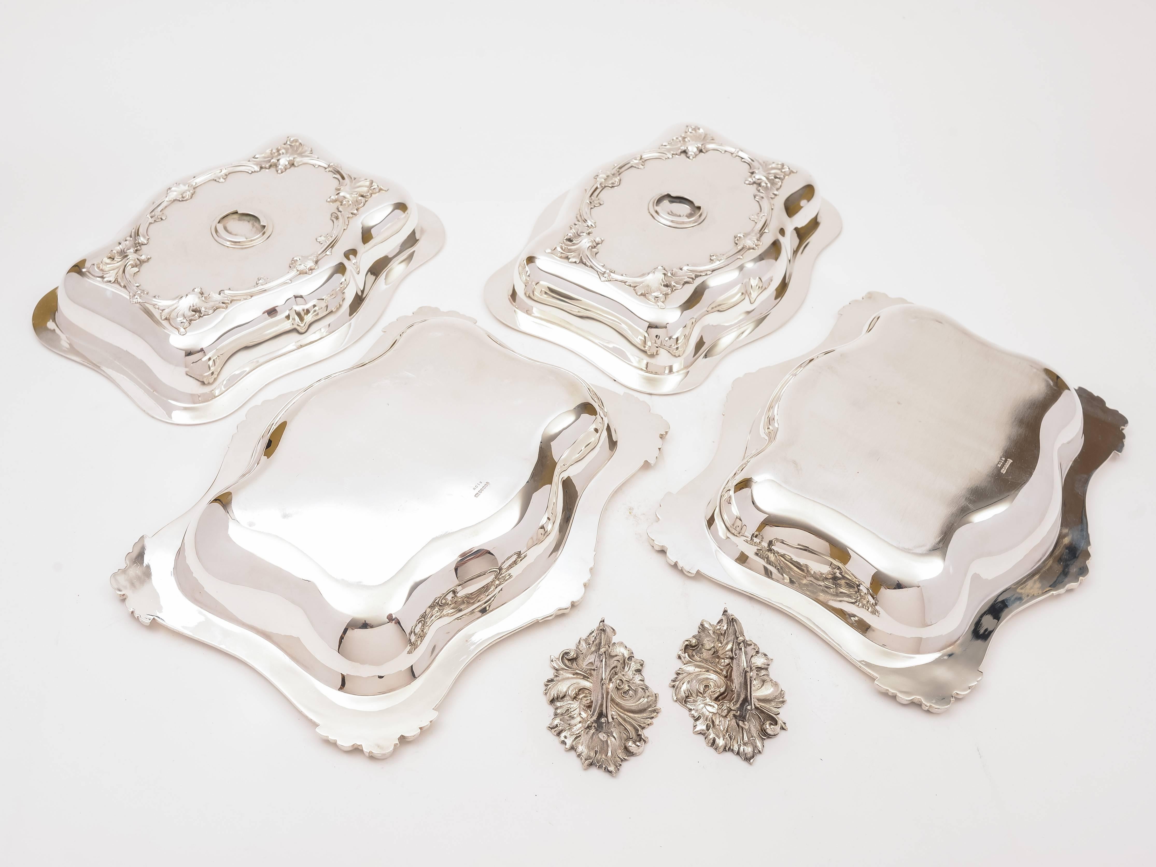 Great Britain (UK) Pair of 19th Century Victorian Silver Plated Entree Dishes, circa 1890