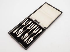 Cased Set of Six Art Deco Silver Cake Forks, Birmingham, 1932