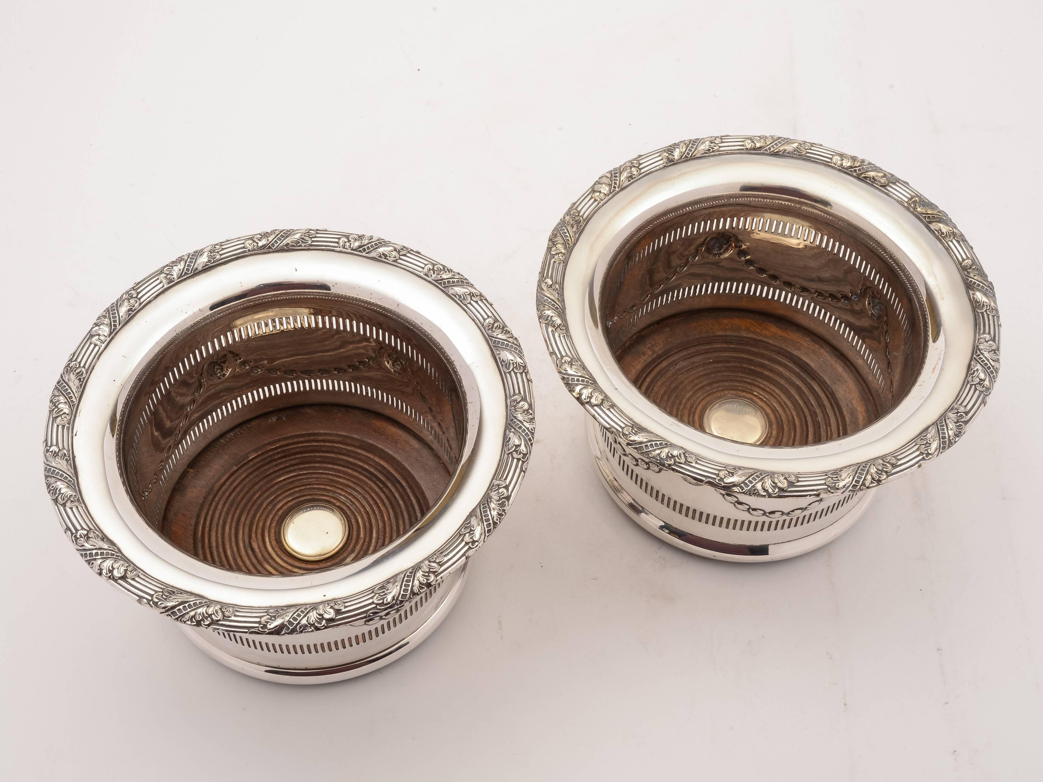 European Pair of Edwardian Silver Plated Champagne Coasters, circa 1905 For Sale