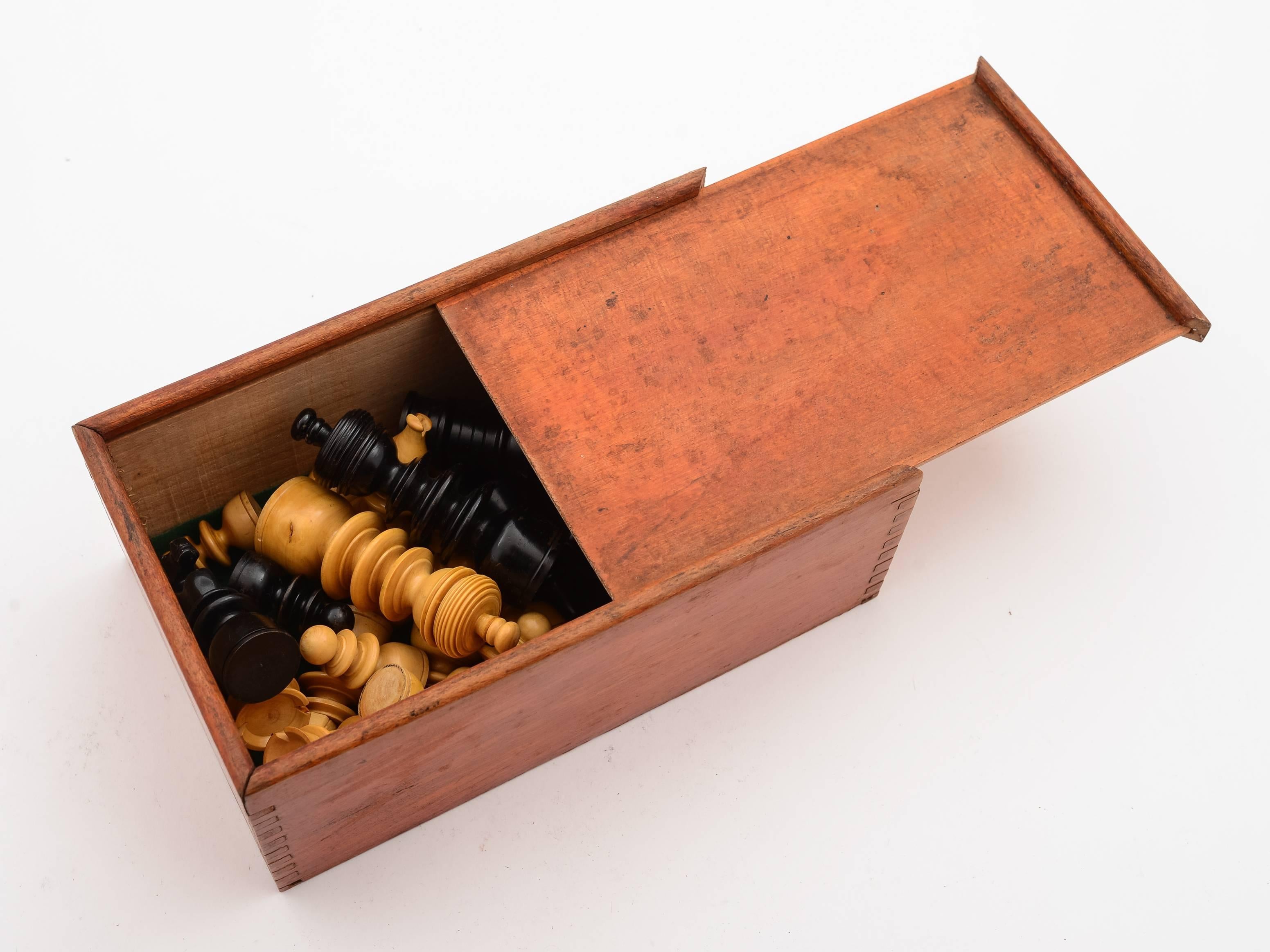 Central American Cased Regency Style Boxwood Chess Set, circa 1920 For Sale