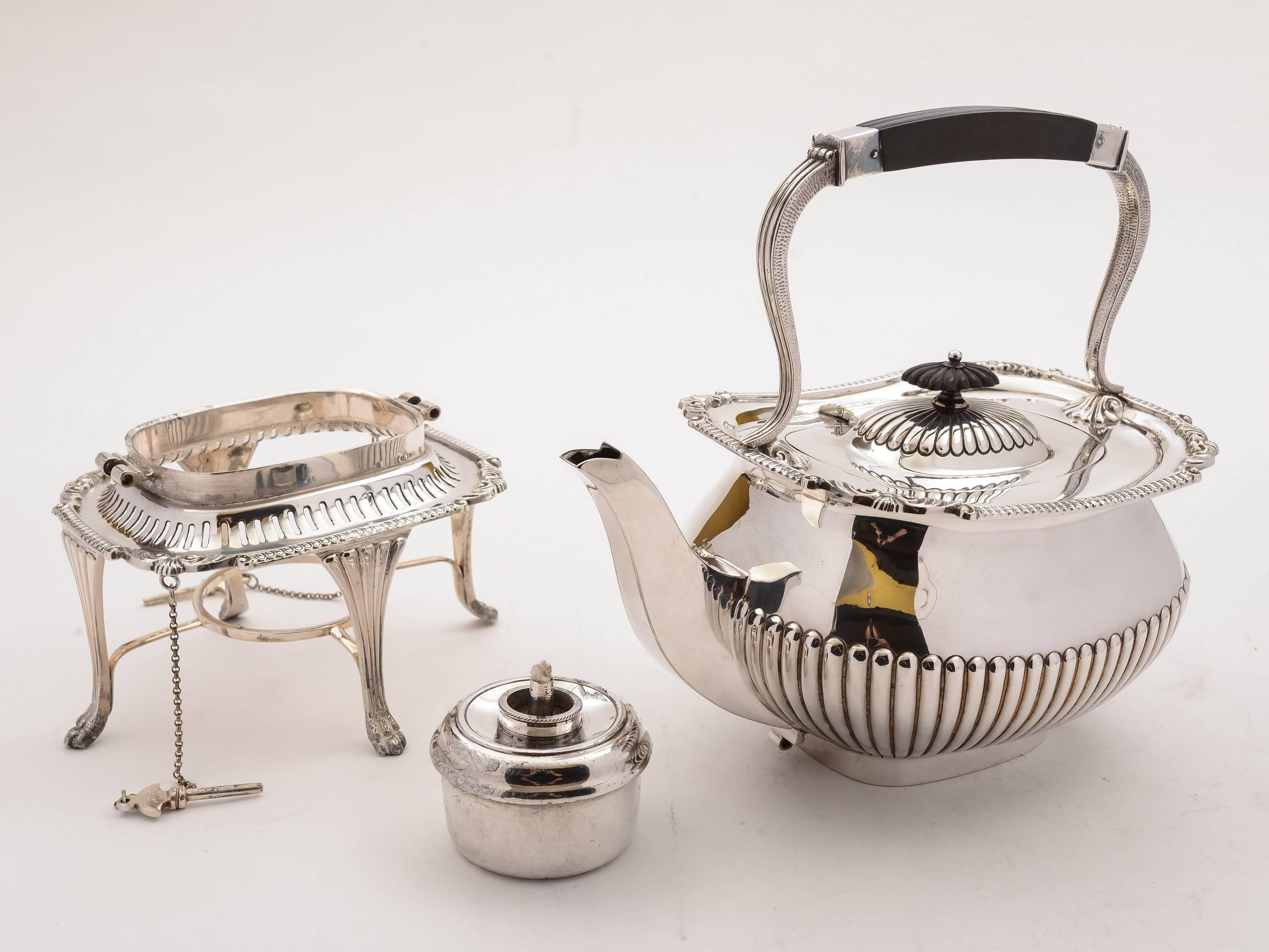 English Edwardian Large Silver Plated Kettle on Stand, circa 1905