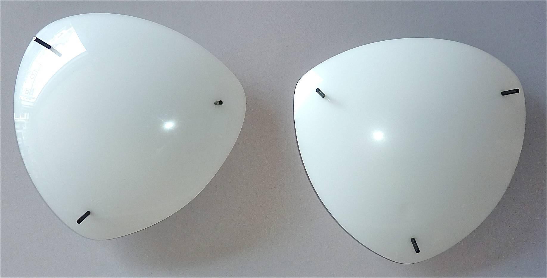 1950s Italian Flush Mount White Acrylic Lamp Sarfatti for Arteluce Attribution 3