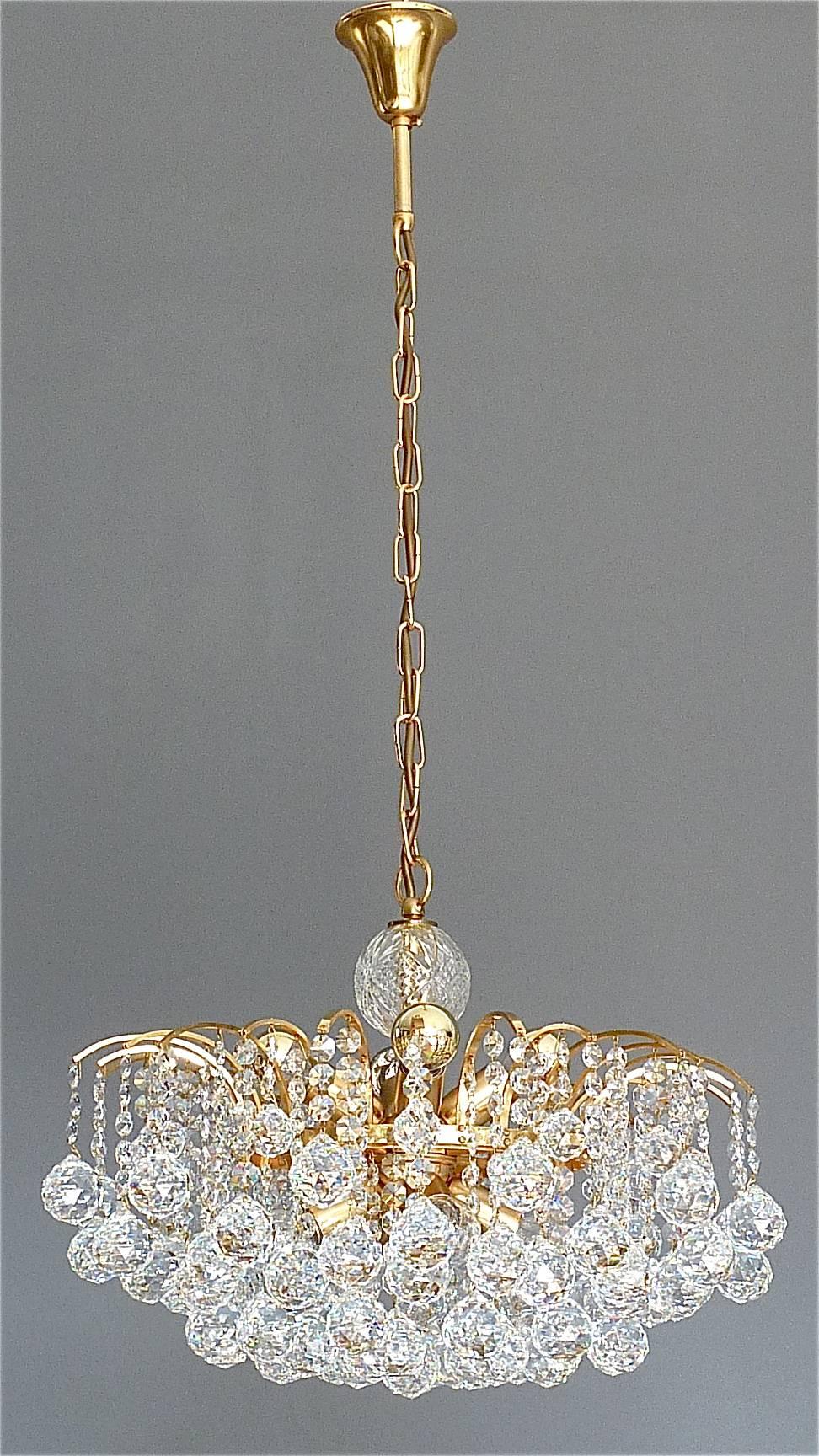 Precious Gilt Brass Faceted Crystal Glass Sputnik Chandelier by Christoph Palme (Deutsch)