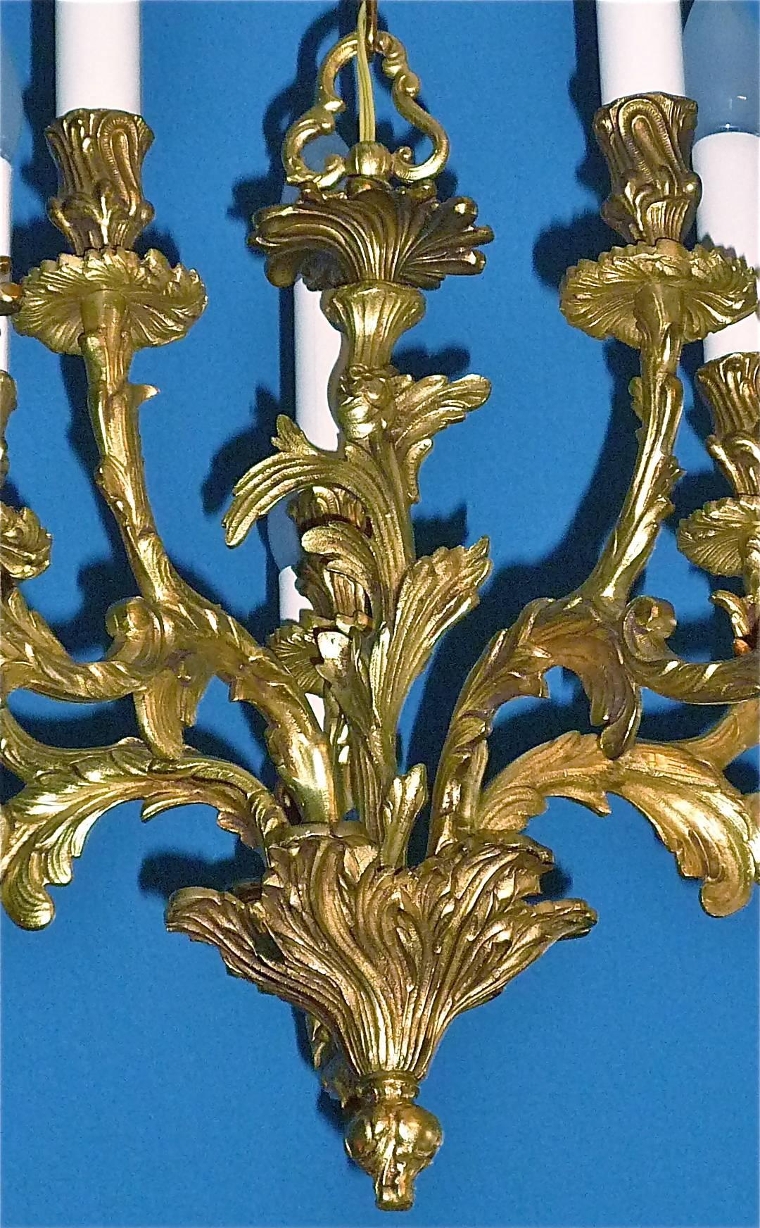 Late 20th Century Large Gilt Bronze 10-Light Chandelier, Floral French Baroque Rococo Bagues Style