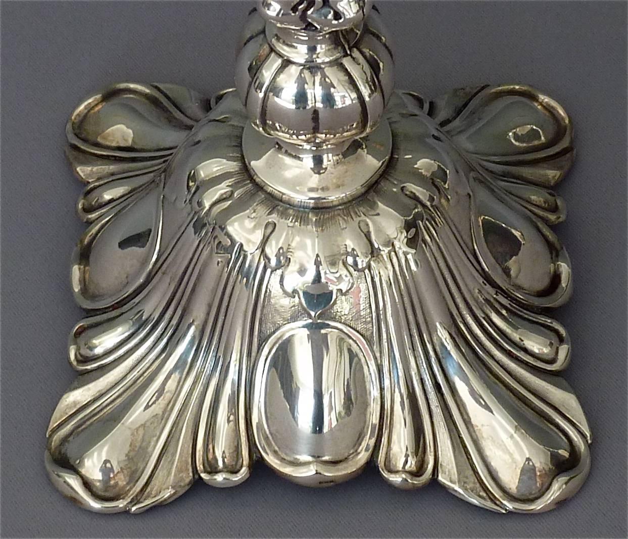 Paire de bougeoirs anciens WMF en métal argenté de style baroque 1900  Bon état - En vente à Nierstein am Rhein, DE