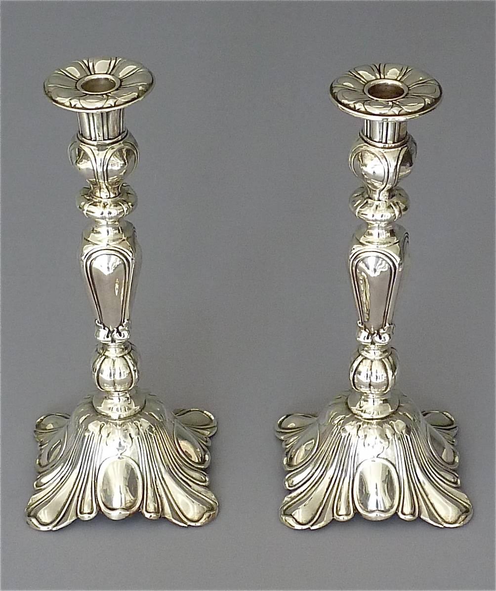 Paire de bougeoirs anciens WMF en métal argenté de style baroque 1900  en vente 1