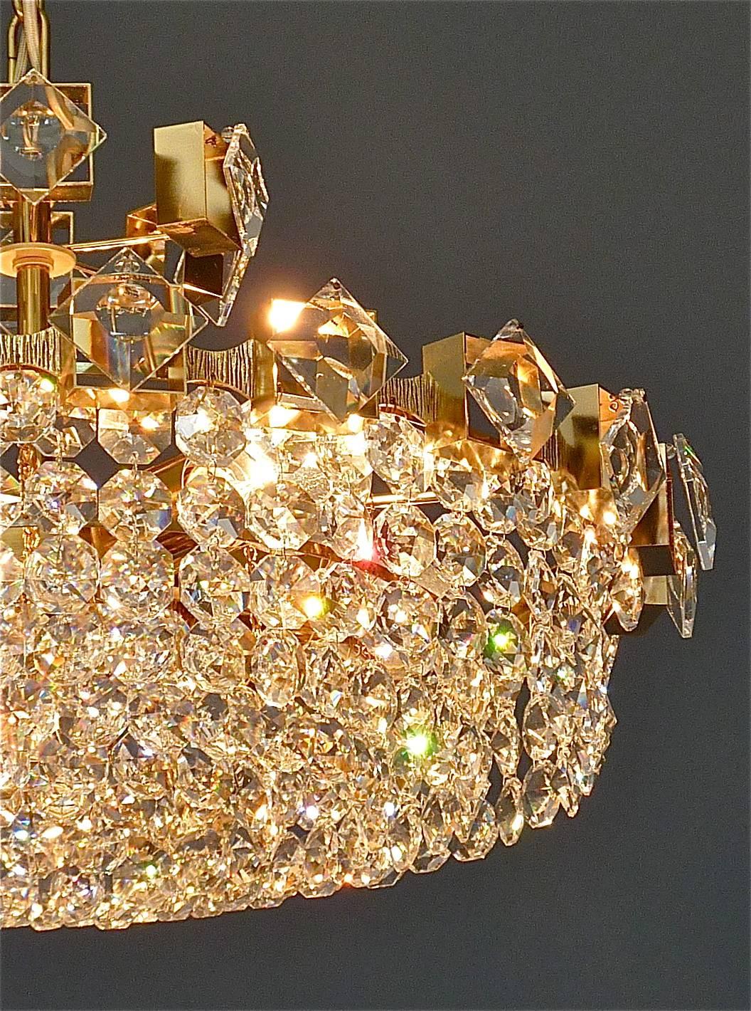 Large Palwa Chandelier Gilt Brass Faceted Crystal Glass 1960 Lobmeyr Style For Sale 3