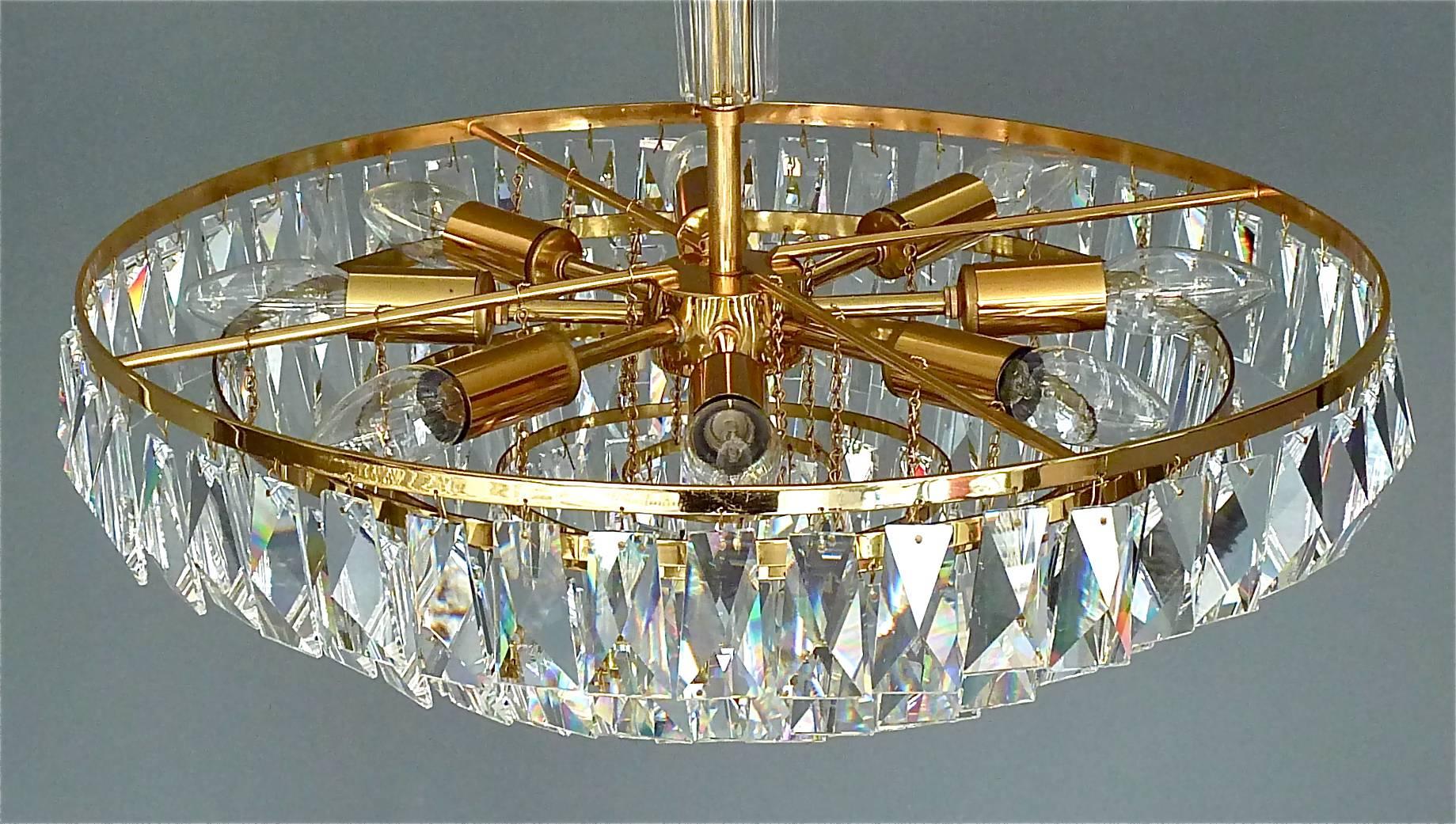 Fine Large Palwa Chandelier Gilt Brass Faceted Crystal Glass Five-Tiers, 1960s In Good Condition In Nierstein am Rhein, DE