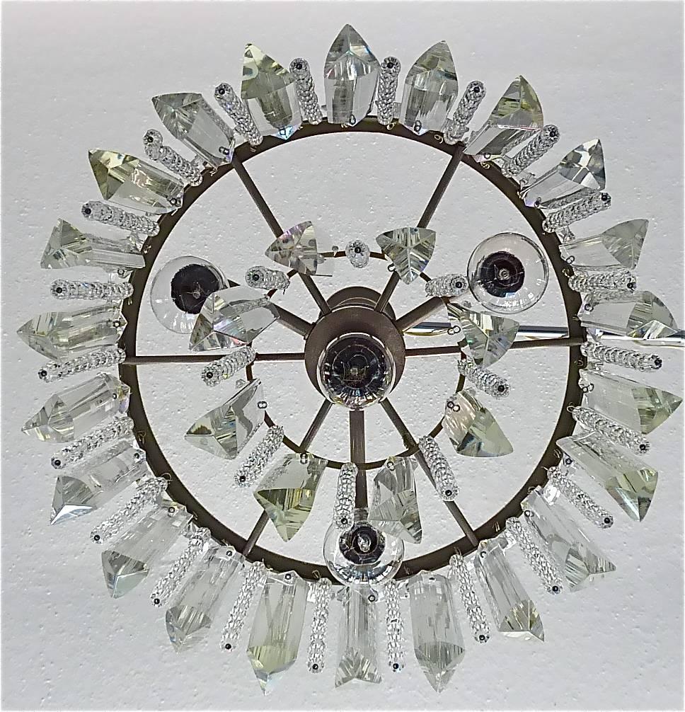 Mid-20th Century Precious Bakalowits or Lobmeyr Faceted Crystal Glass Chandelier, Austria, 1950s