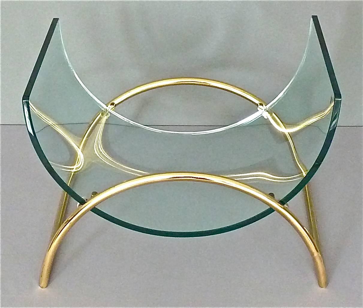 Italian Chic Magazine Rack Stand Curved Glass Brass Lyre Shape, Gallotti & Radice, 1970