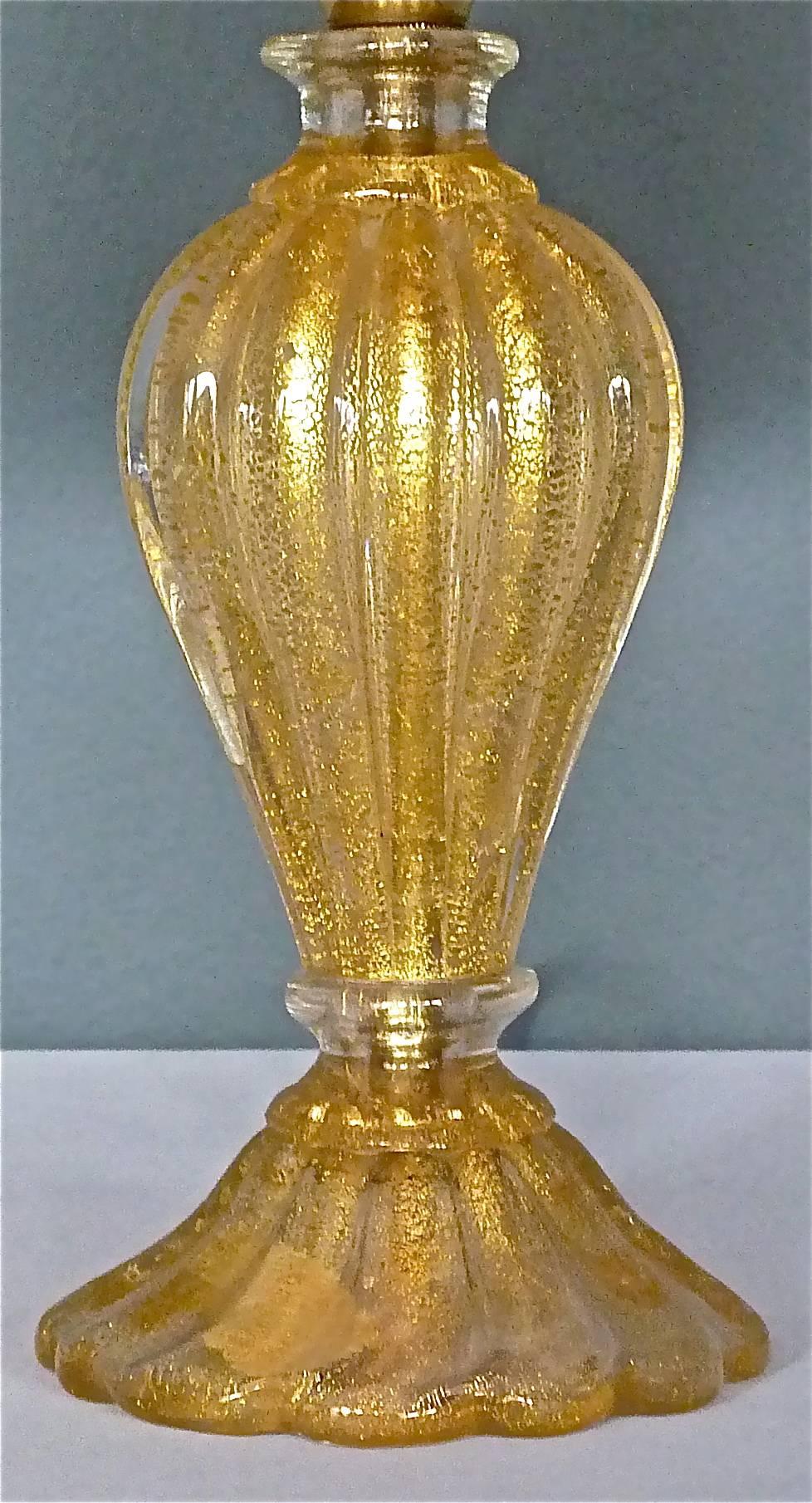 Mid-Century Modern Golden Italian Barovier & Toso Murano Art Glass Table Lamp with Silk Shade 1950s