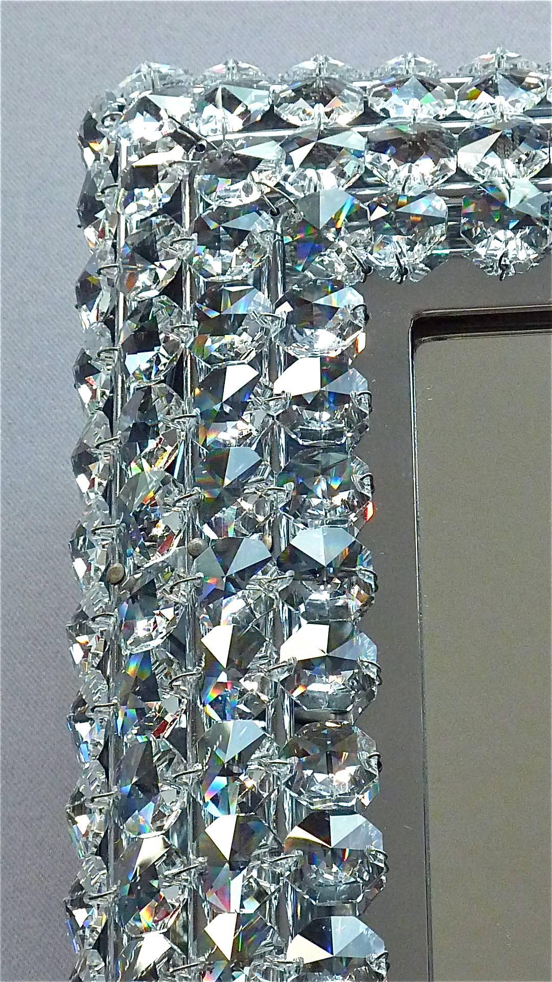 er funkelnder Palwa-Spiegel aus Chrom und Messing mit facettiertem Kristallglas, 1960er Jahre (Deutsch) im Angebot