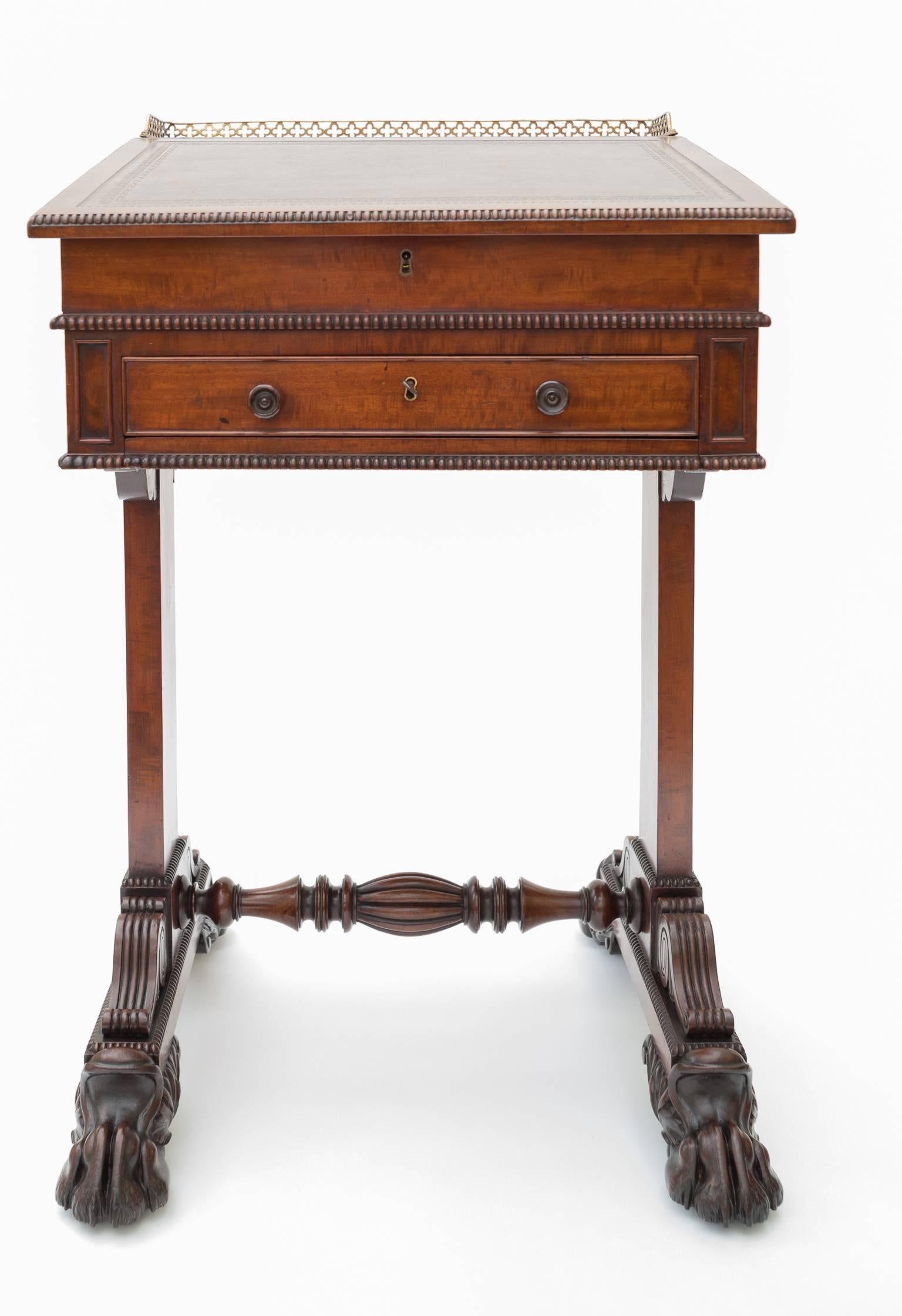 19th Century Mahogany Davenport Attributed Gillows Pedestal Writing Desk For Sale 3